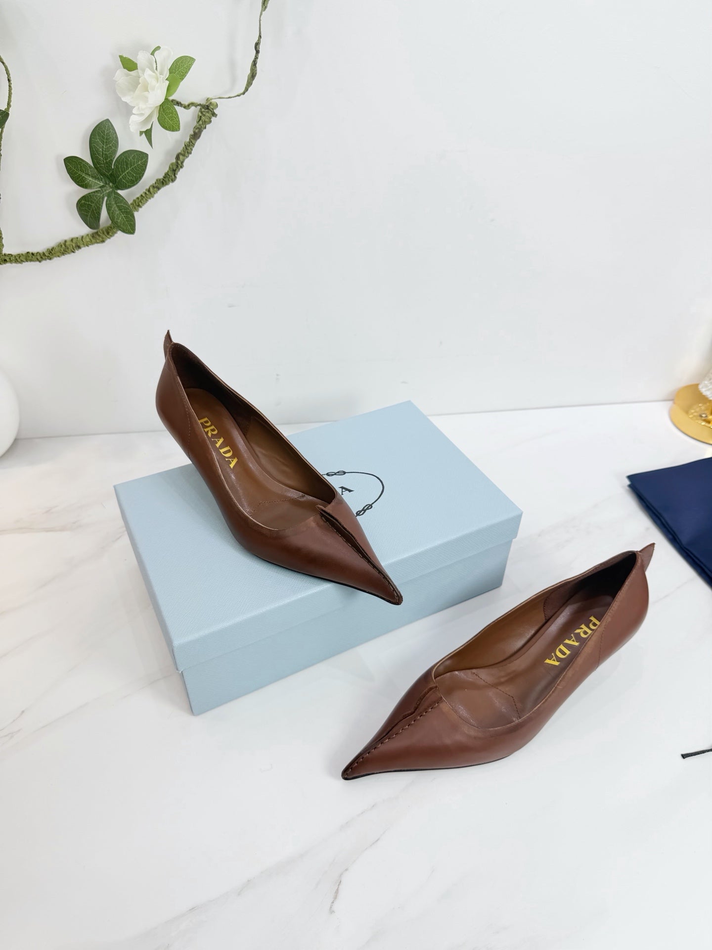 PRA 26SS Pump 55 Brown Cowhide 592416