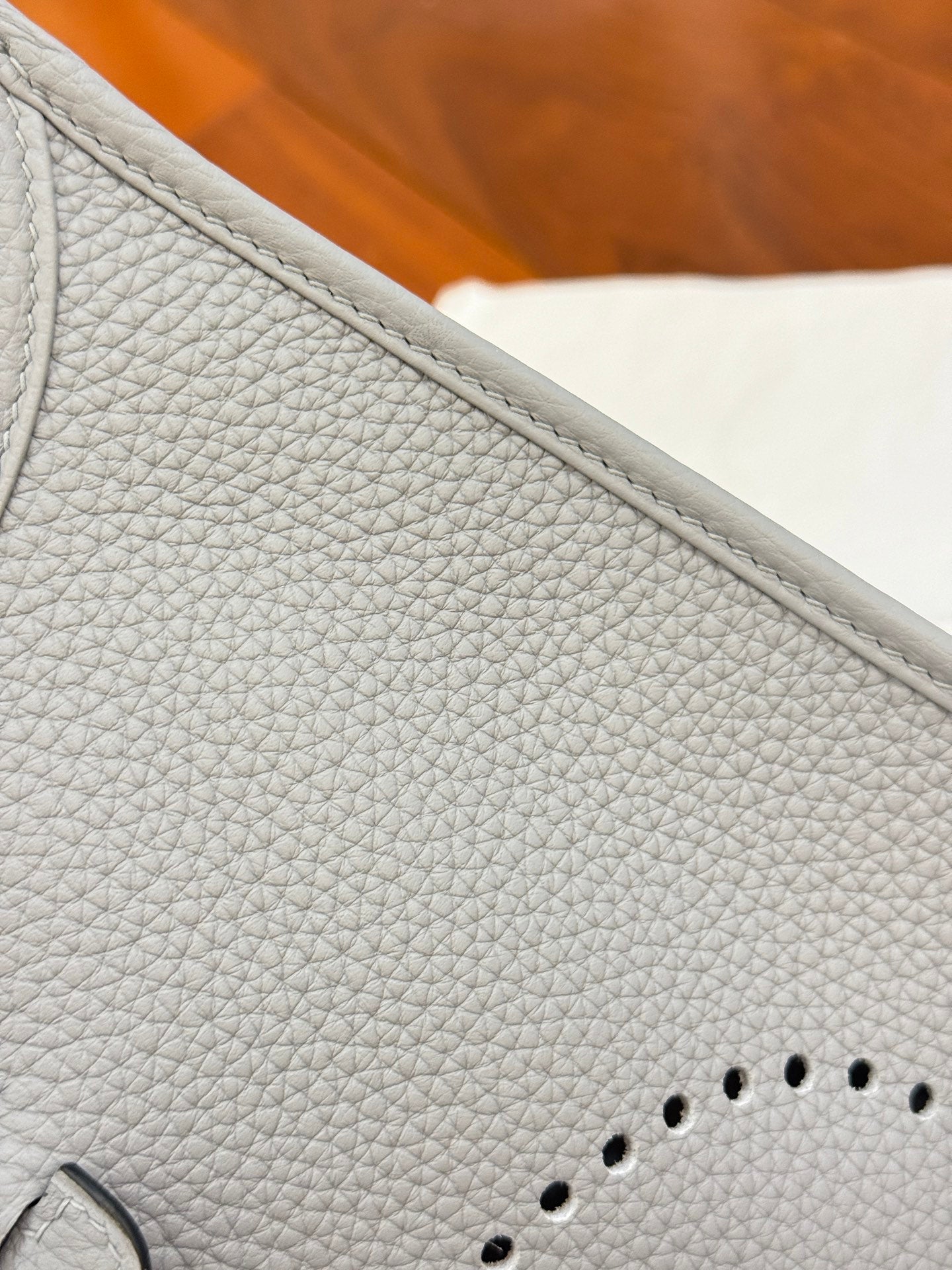 HM Evelyne 23cm Light Grey Togo Leather 281211