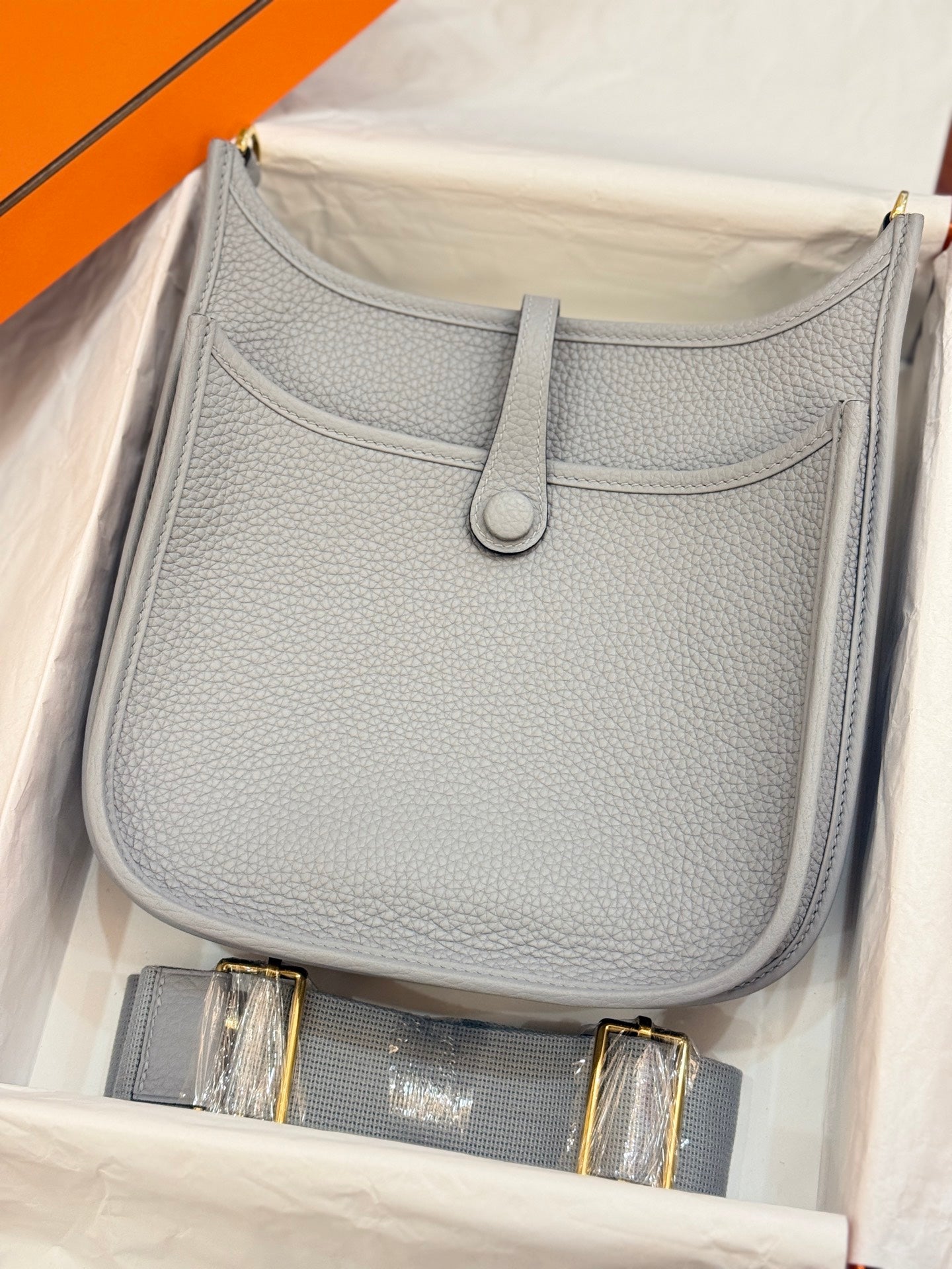 HM Evelyne 23cm Light Grey Togo Leather 281211