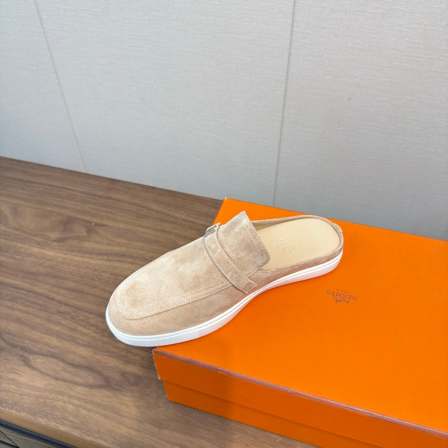 HM 25s Like Mule Pale Taupe Suede Rubber 465661