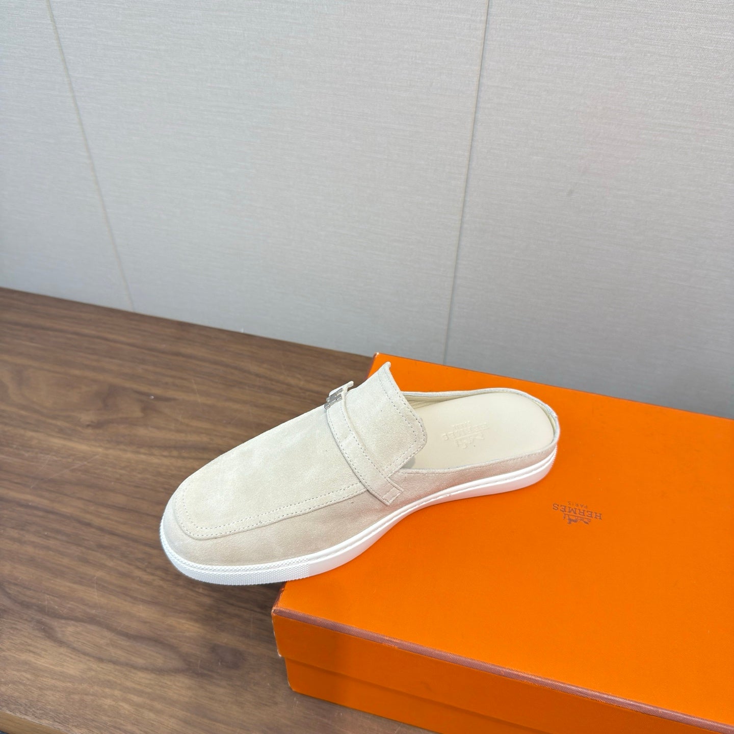 HM 25s Like Mule White Suede Rubber 465663