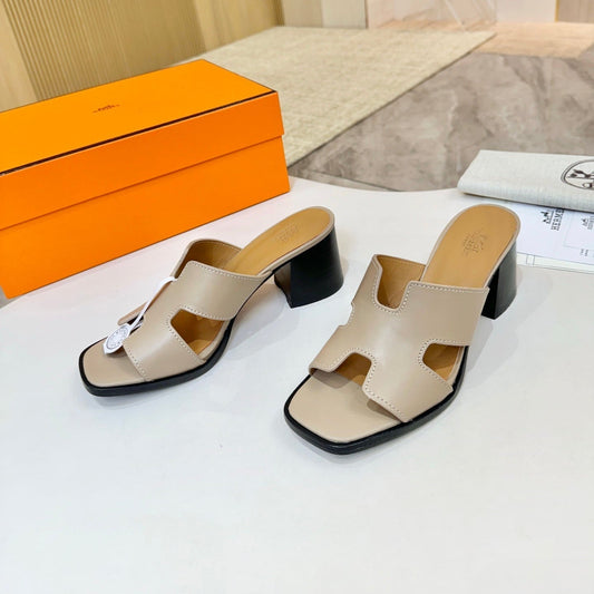 HM 26s Helia Sandal 70mm In Beige Calfskin