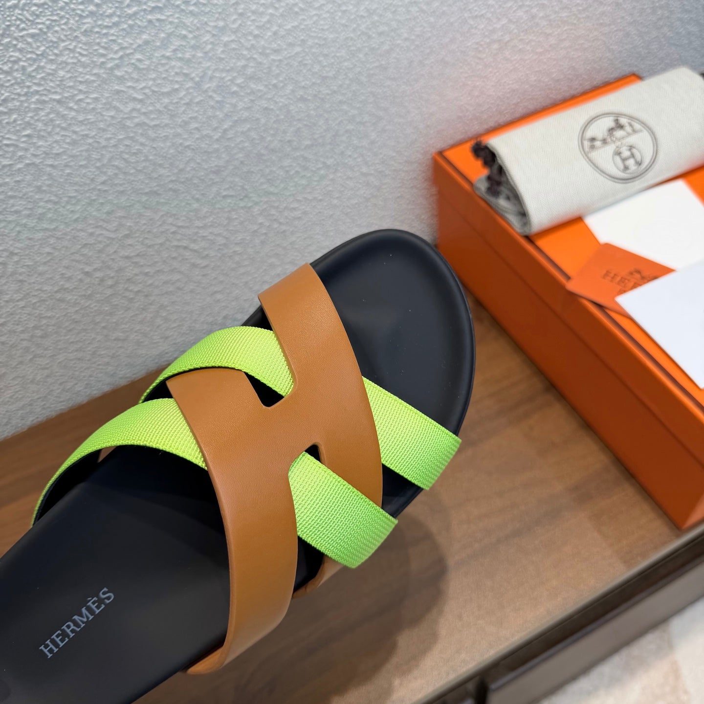 HM 26s Kazimir Sandal In Brown Calfskin And Lime Green Fabric