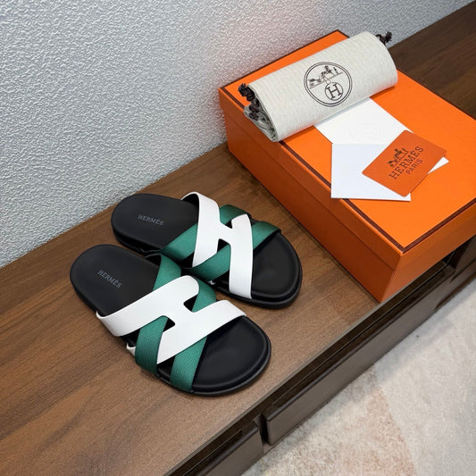 HM 26s Kazimir Sandal In White Calfskin And Emerald Green Fabric