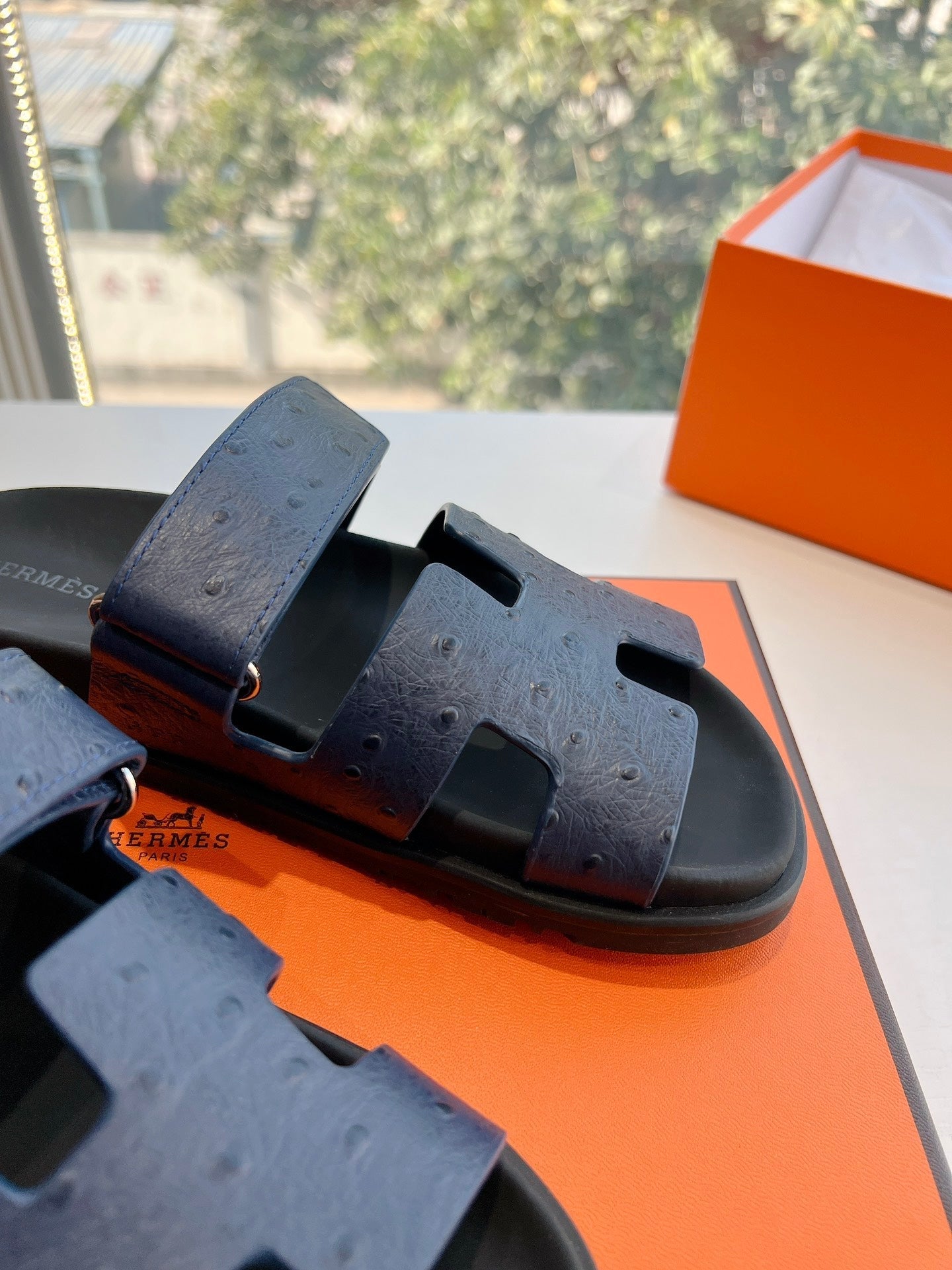 HM 26s Chypre Sandal In Black Grained Calfskin