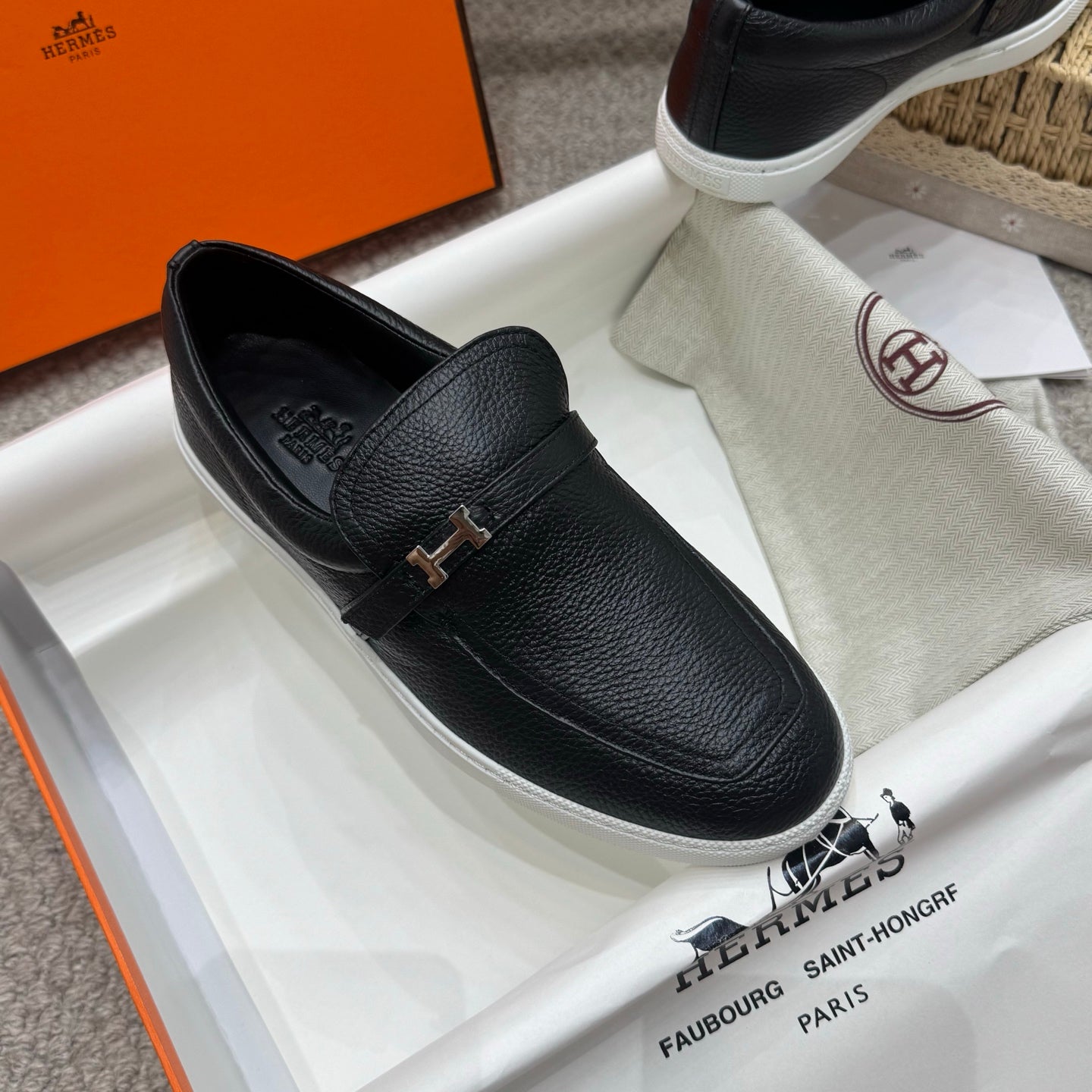 HM Job Loafers Black Grain Cowhide 523214