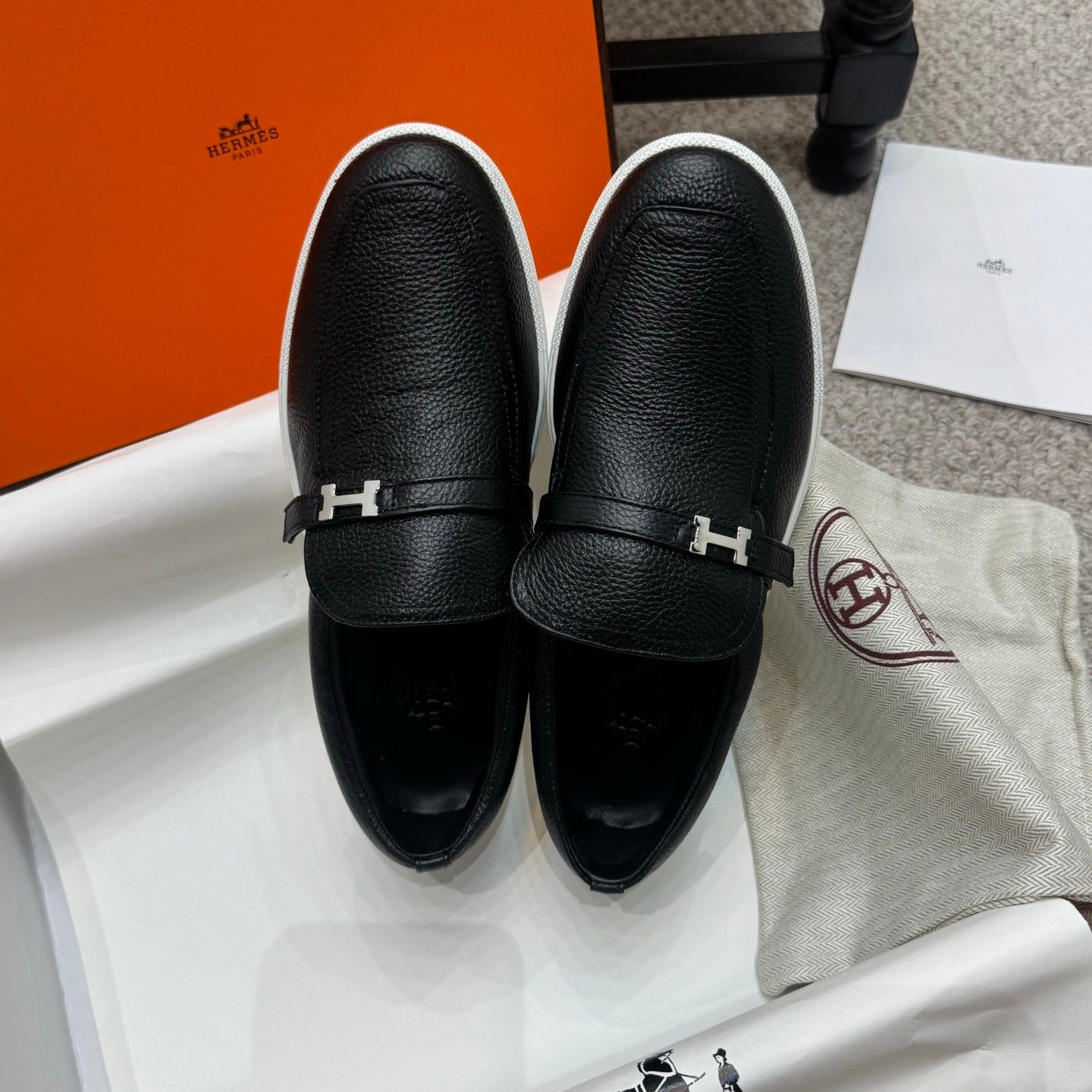 HM Job Loafers Black Grain Cowhide 523214