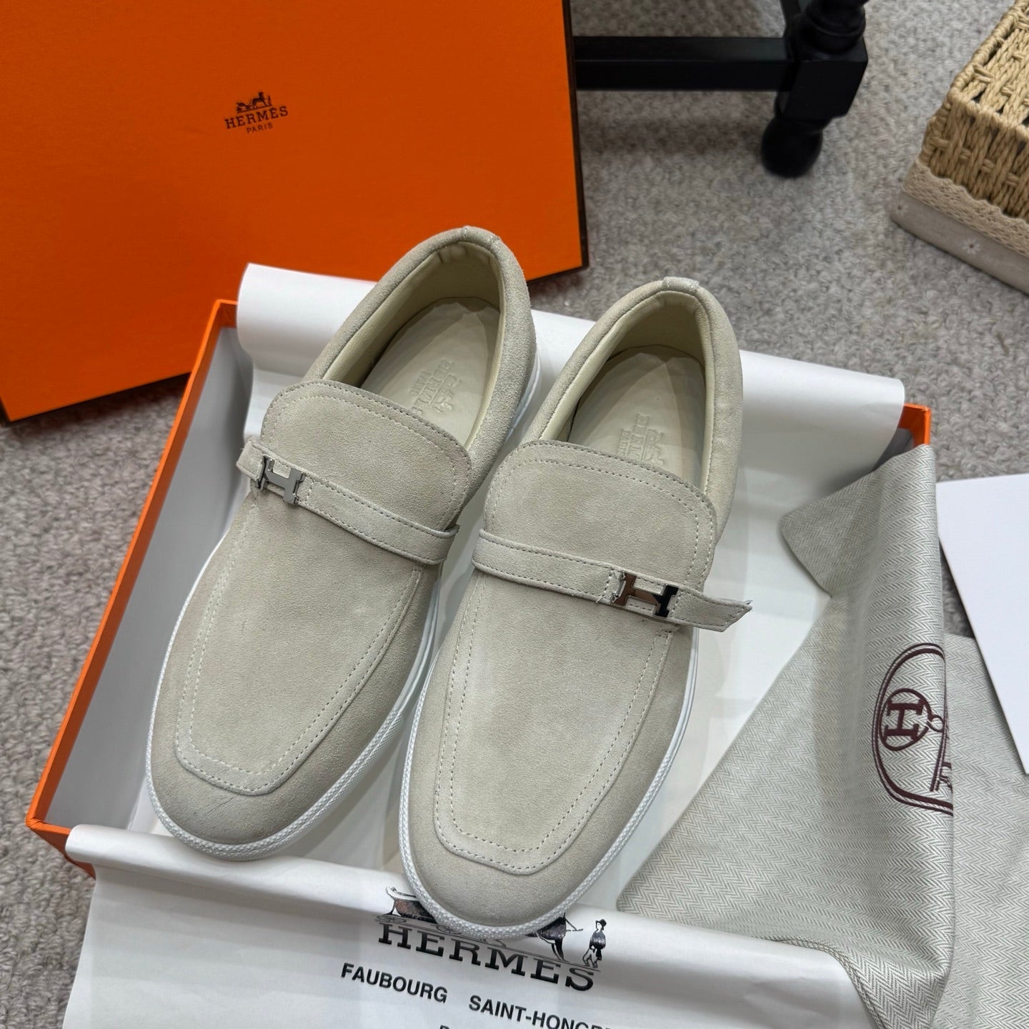 HM Job Loafers Taupe Suede 523217