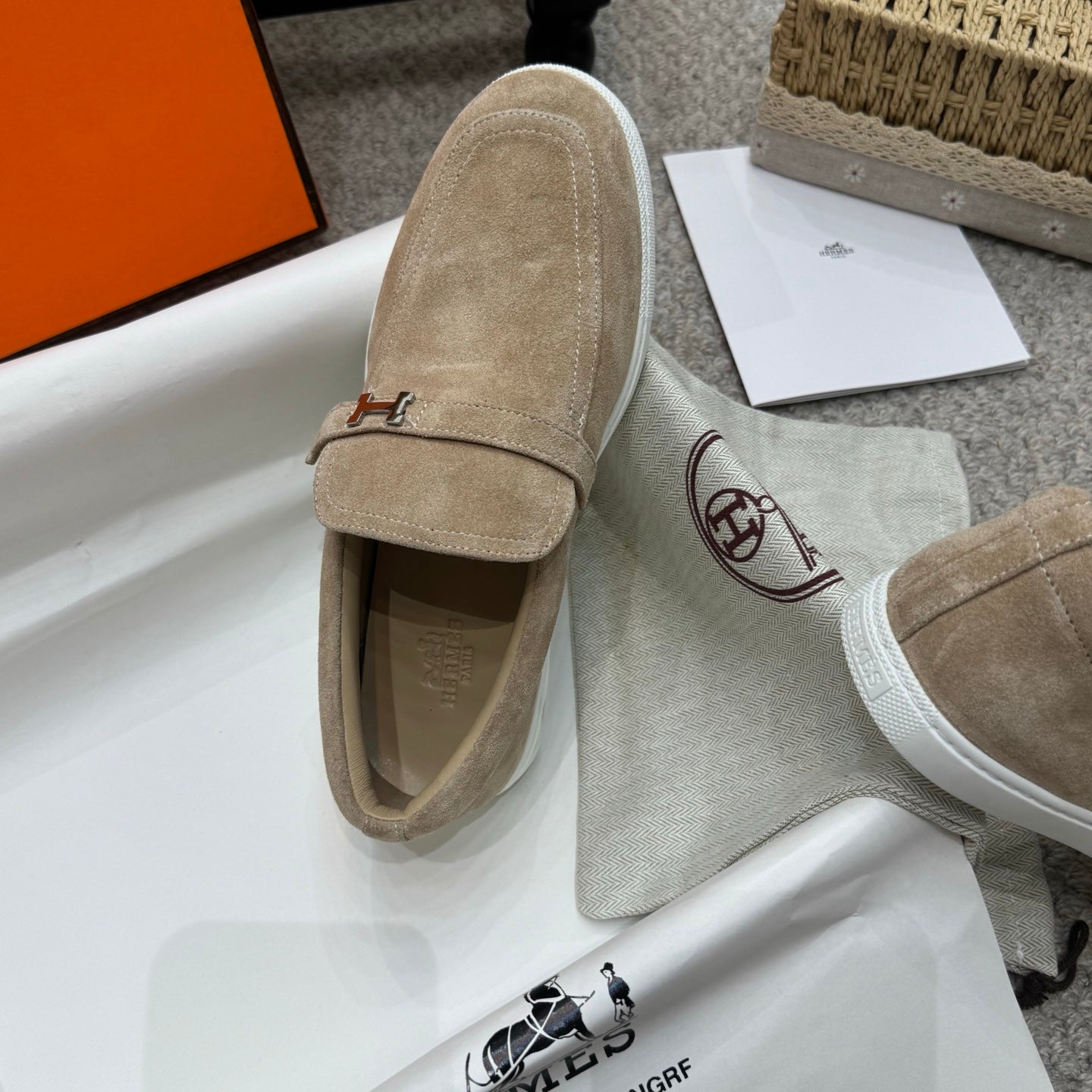 HM Job Loafers Beige Suede 523218