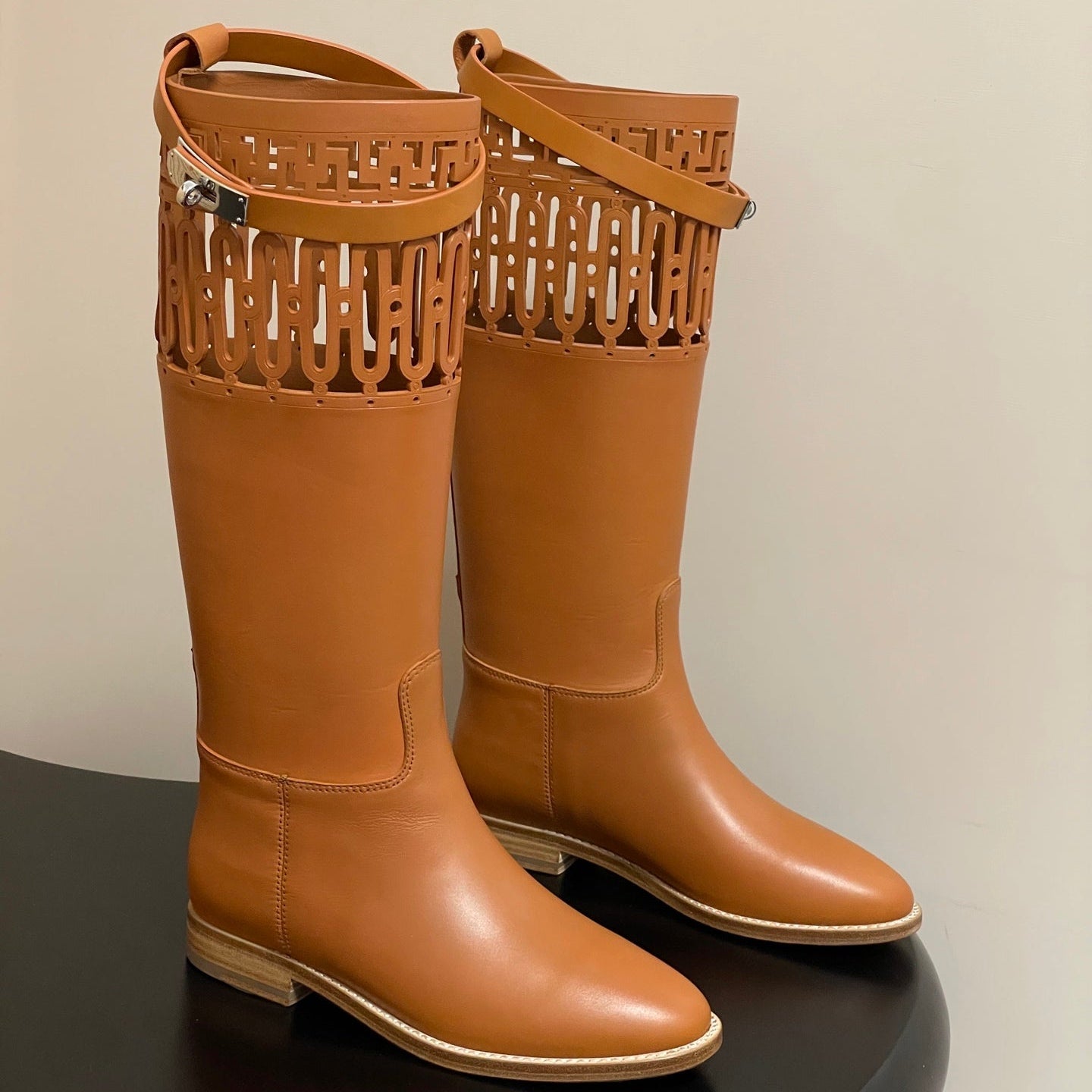 HM Jumping Boots 30mm Caramel Brown Kelly Buckle Calfskin 423263