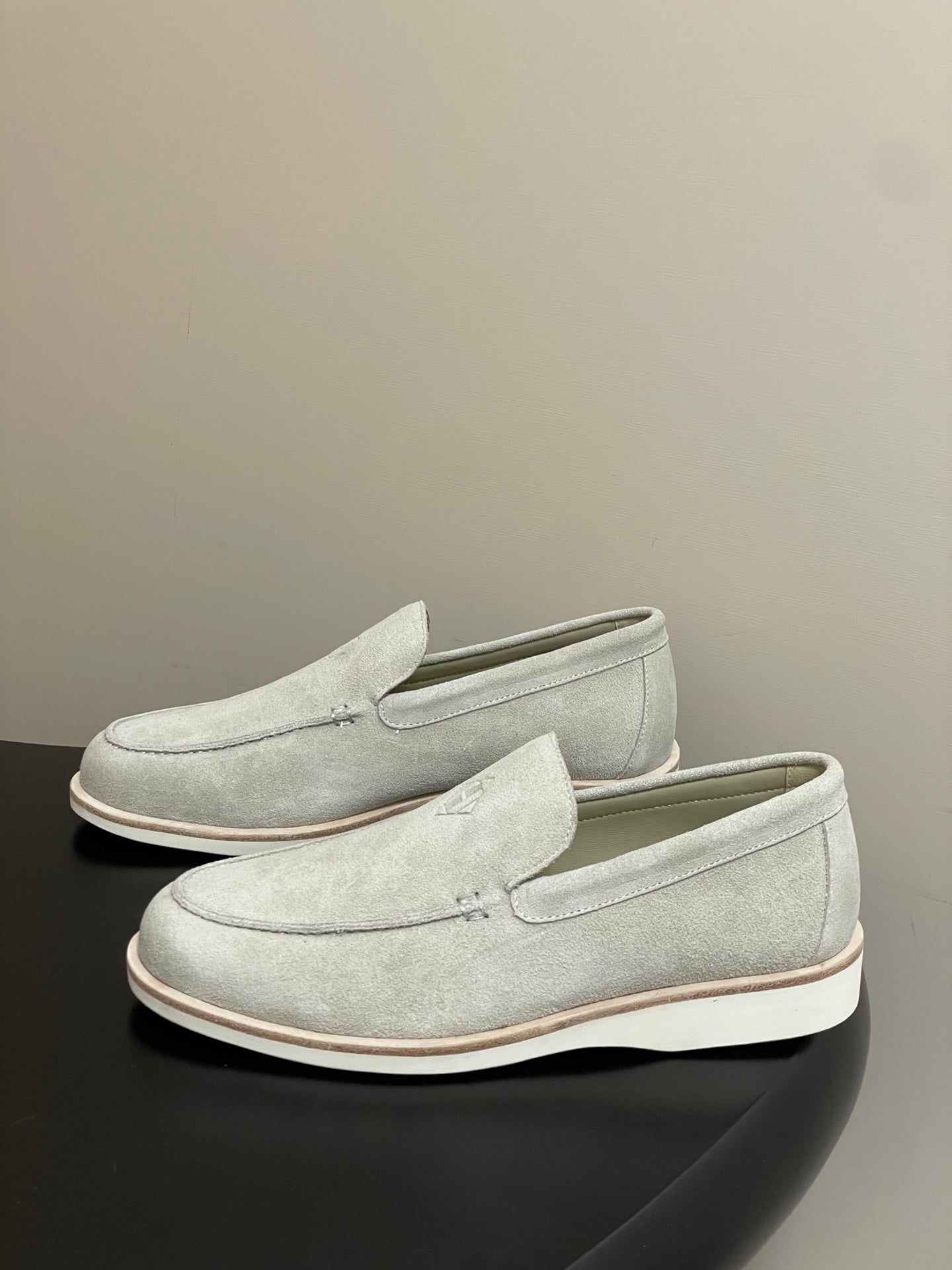 HM Low Loafers Light Grey Suede 593667