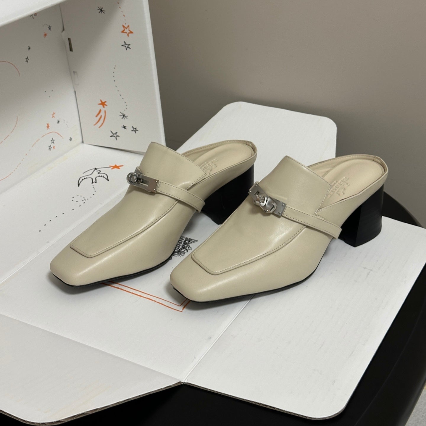 HM Blossom Mule 65mm Beige Sheepskin 902908