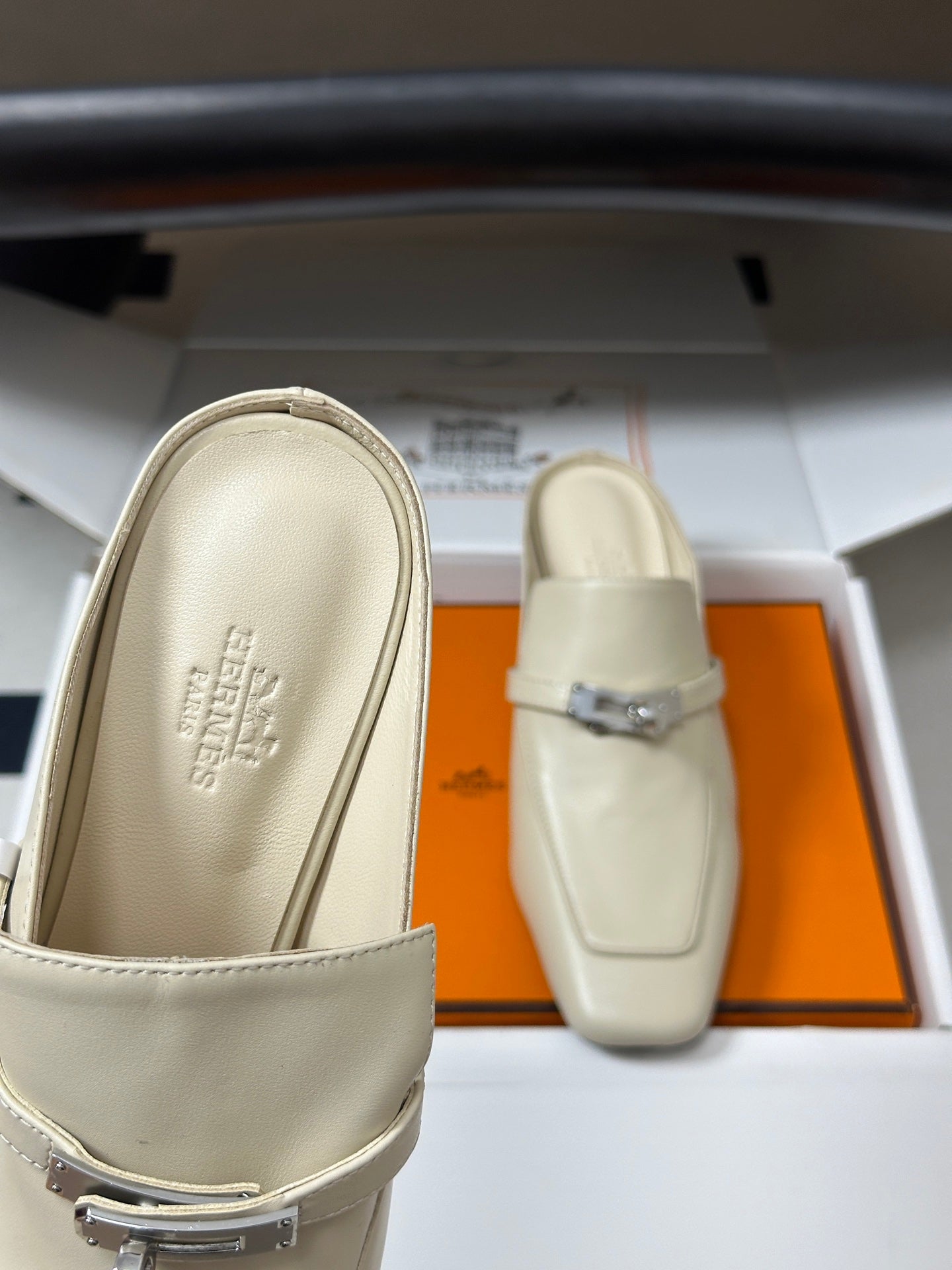 HM Blossom Mule 65mm Beige Sheepskin 902908