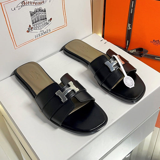 HM 26s Oran Sandals In Black Calfskin Silver Hardware