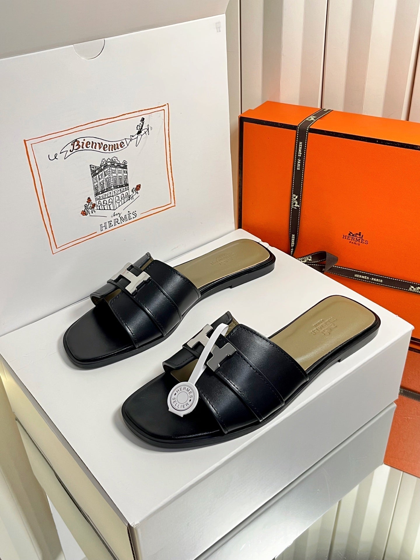 HM 26s Oran Sandals In Black Calfskin Silver Hardware