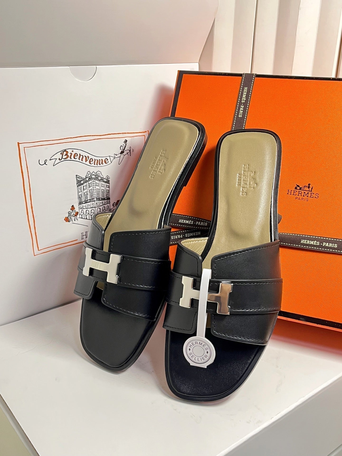 HM 26s Oran Sandals In Black Calfskin Silver Hardware