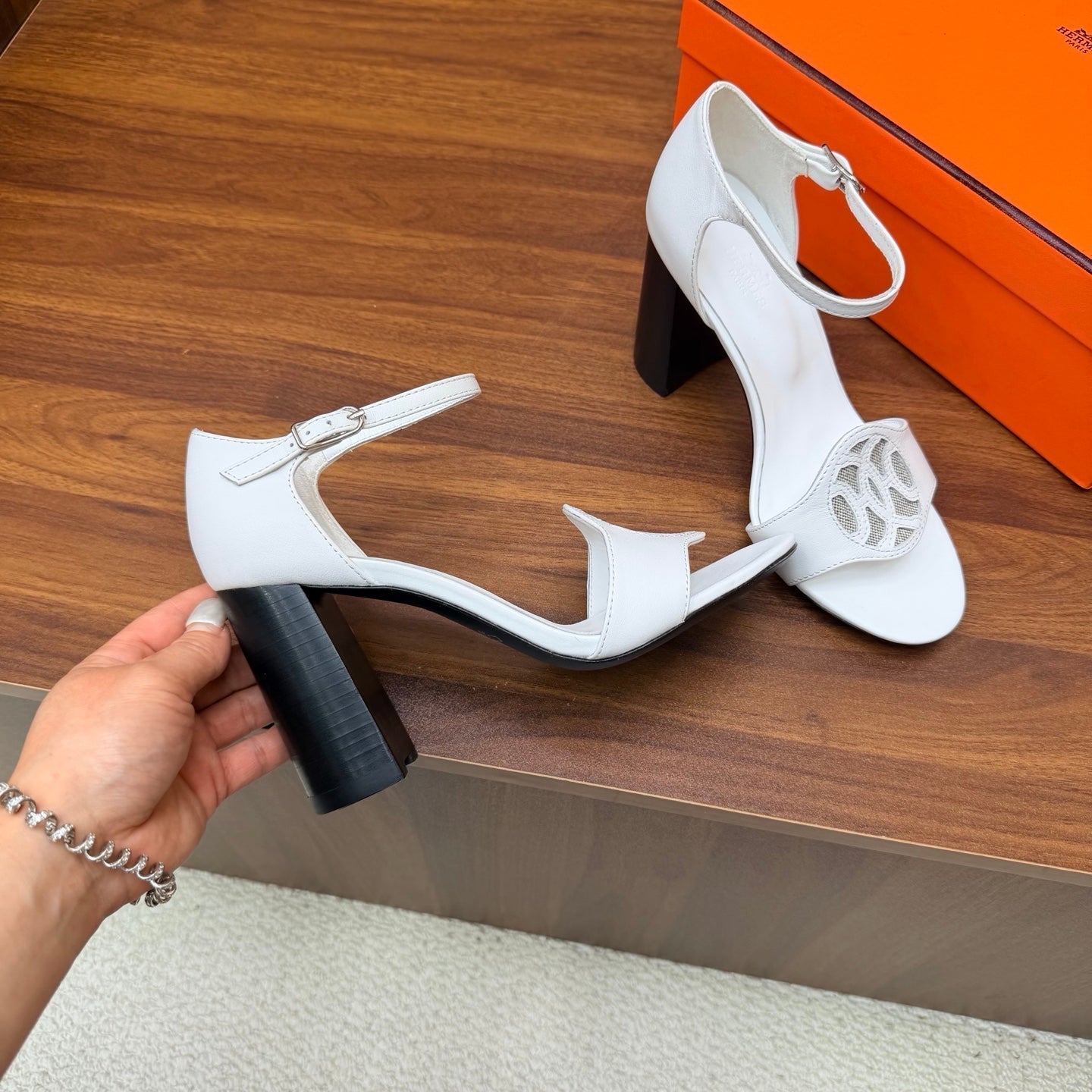 HM 26s Marquise Sandal 85mm In White Calfskin