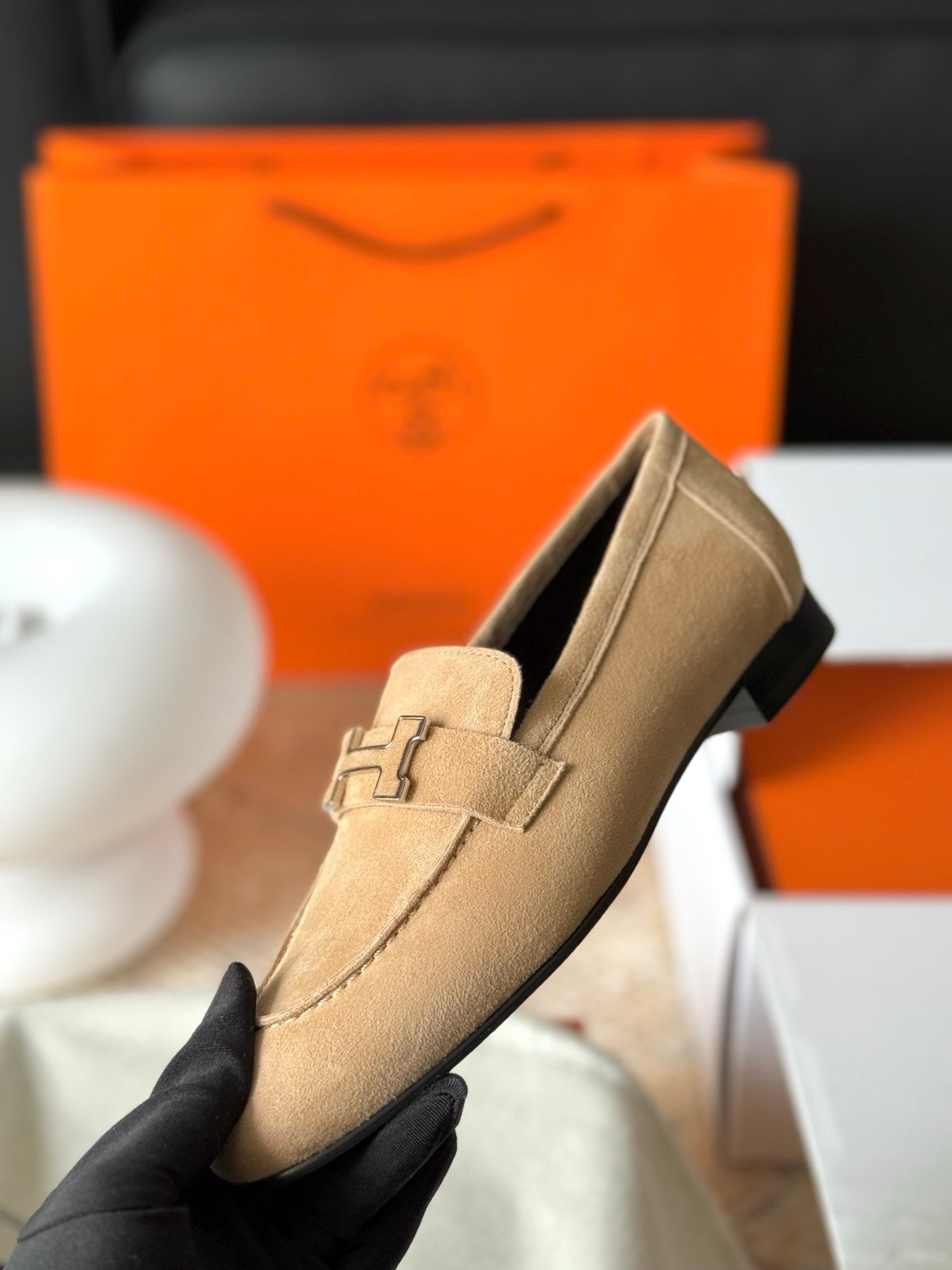 HM Paris Loafers Beige Suede 581245