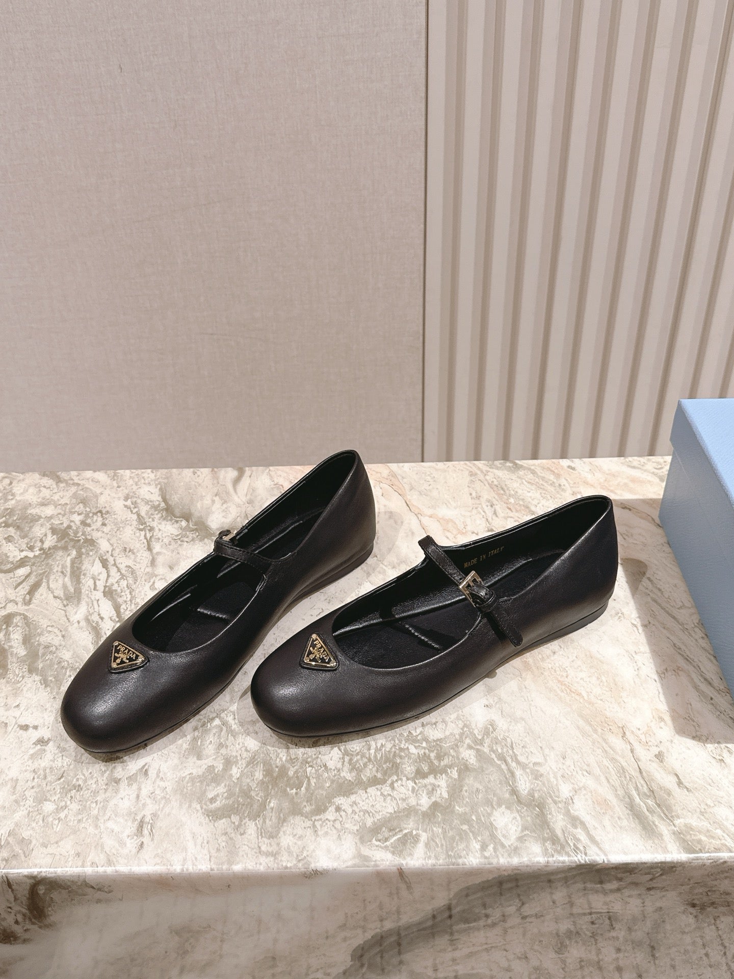 PRA 25s Ballet Flats with Small Buckle Black Cowhide 449714
