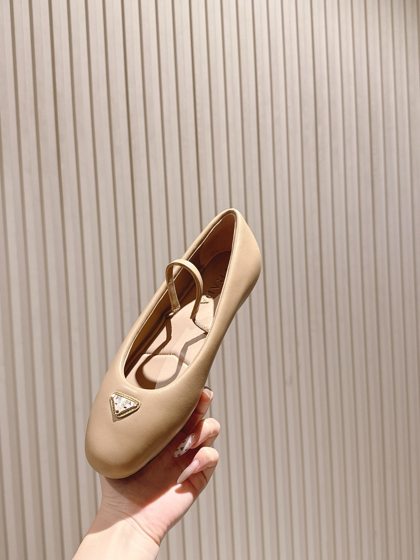 PRA 25s Ballet Flats Beige Cowhide 449717