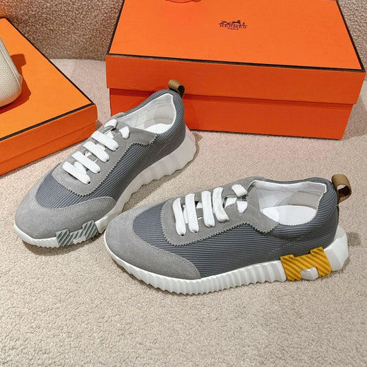 HM Mainland Sneaker In Ash Gray Suede And Shark Gray Breathable Mesh Fabric 959350