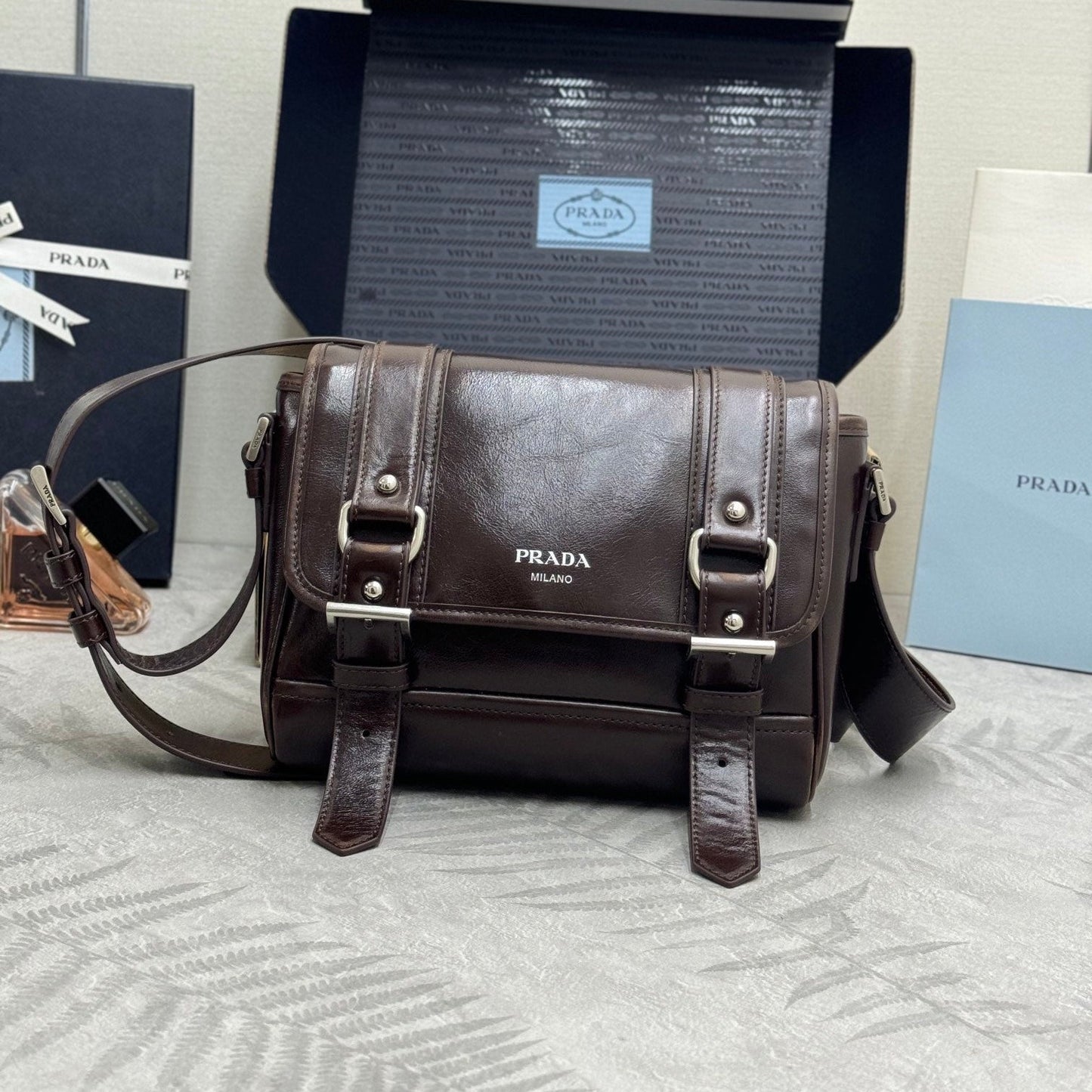 Prada 25AW Men's Saddle Bag 22 Coffee Leather