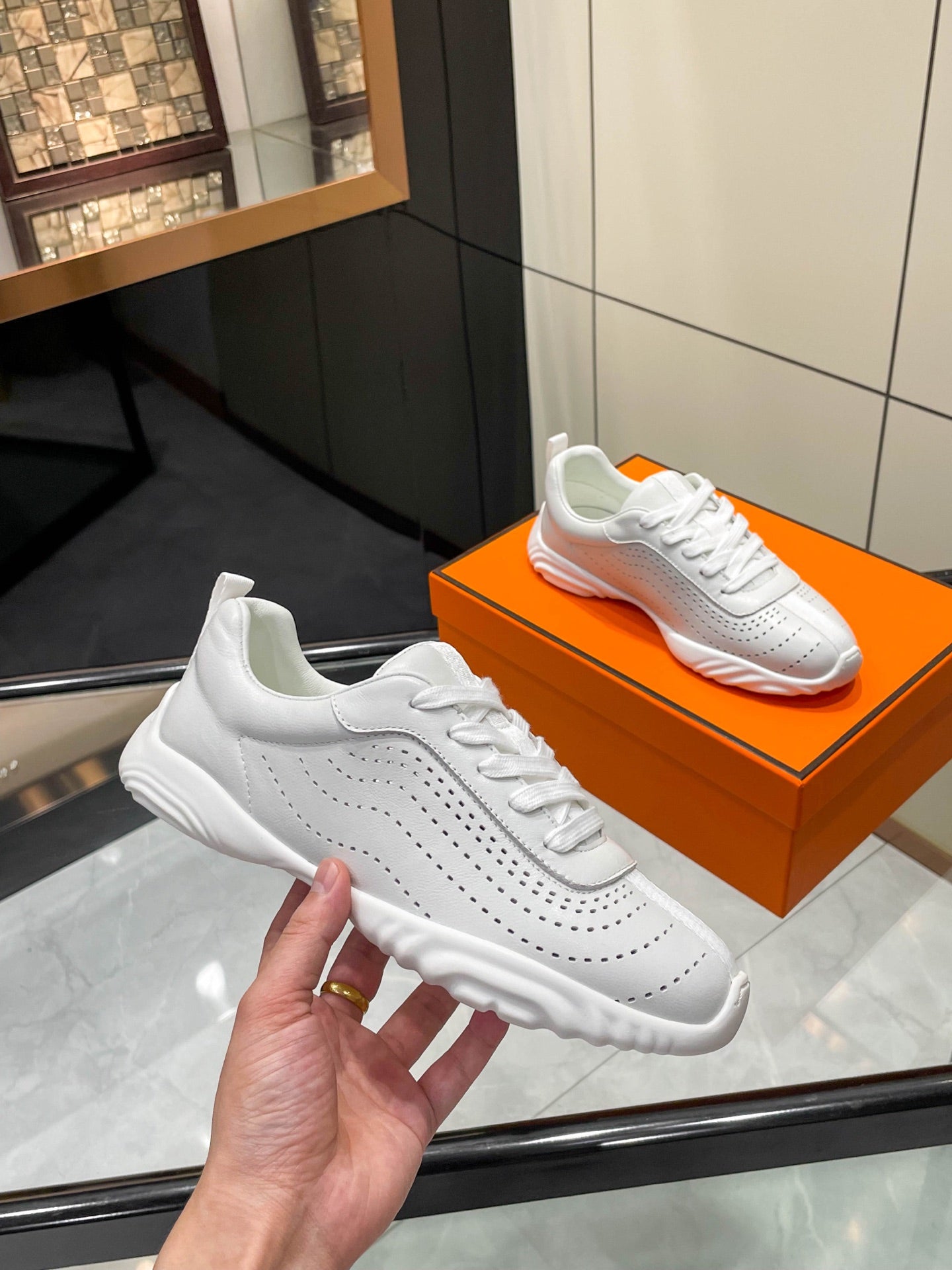 HM 26s Neon Sneaker White Sheepskin 846397