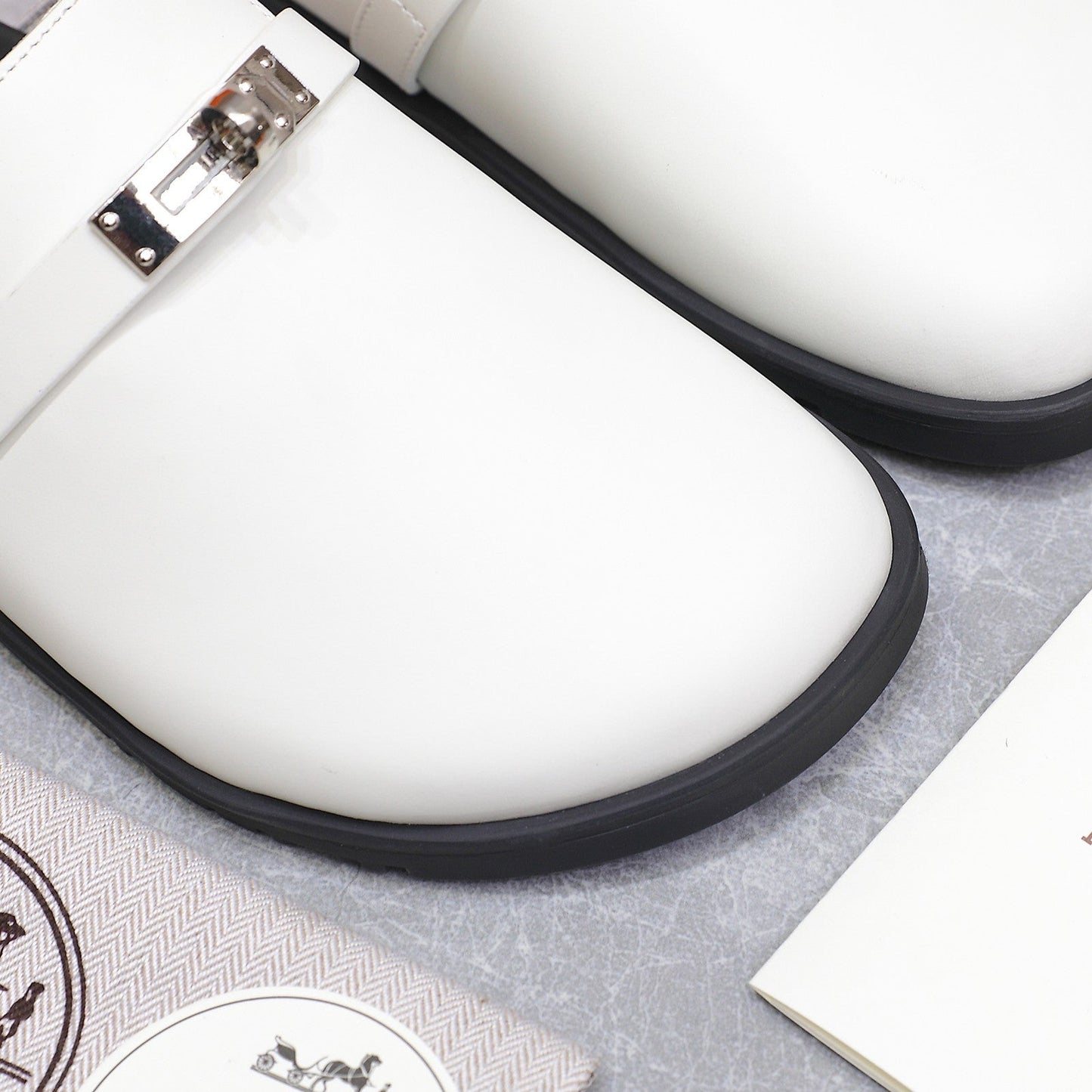 HM 25 Carlotta Mule White Calfskin
