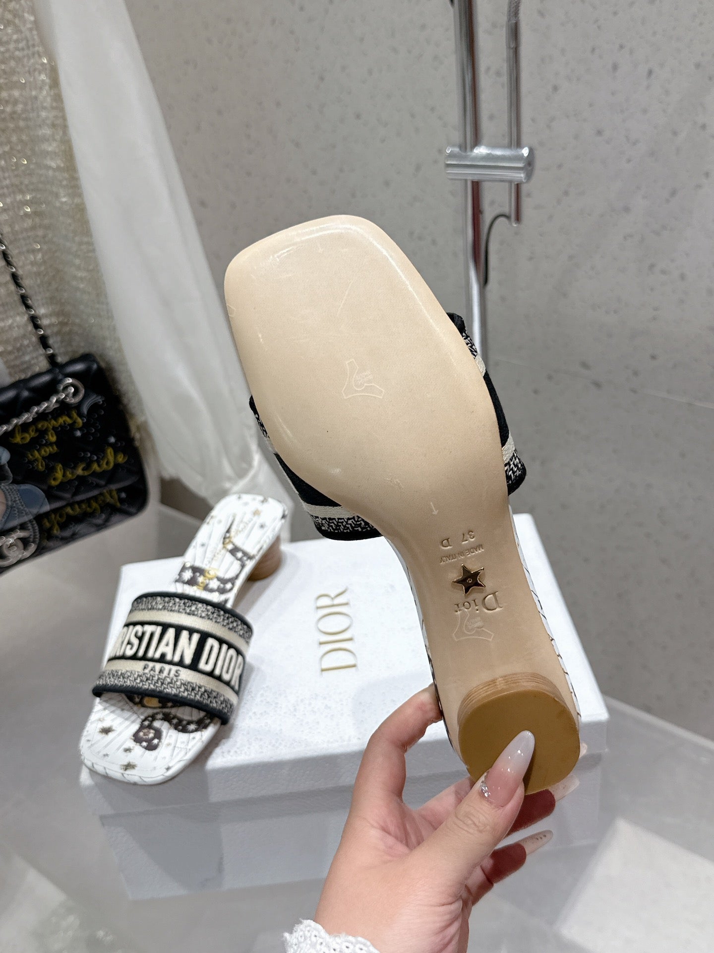 CD 26s Embroidered Flat Slippers White Black  Canvas Leather 636392