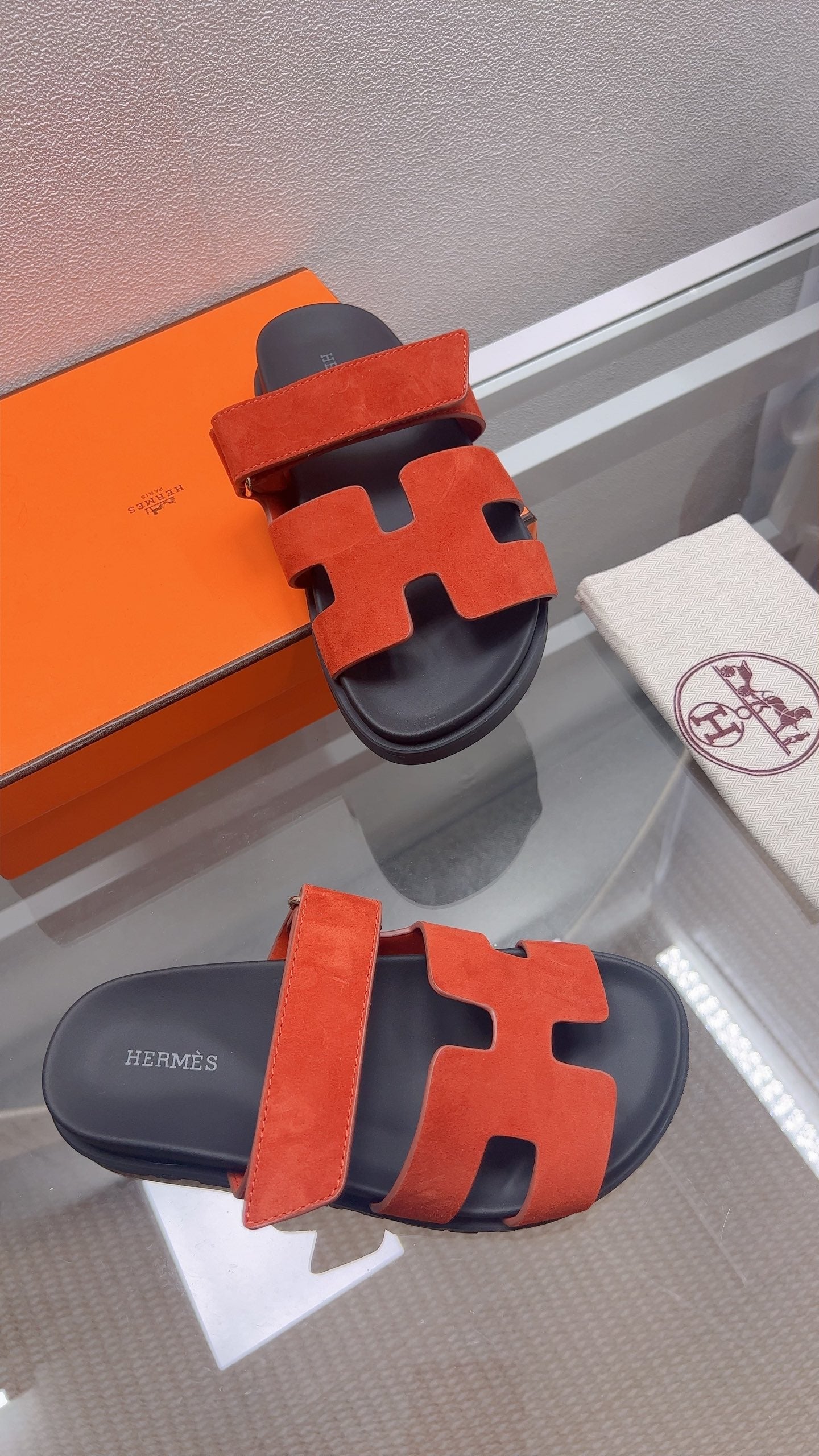 HM Chypre Sandal Red Suede 827513