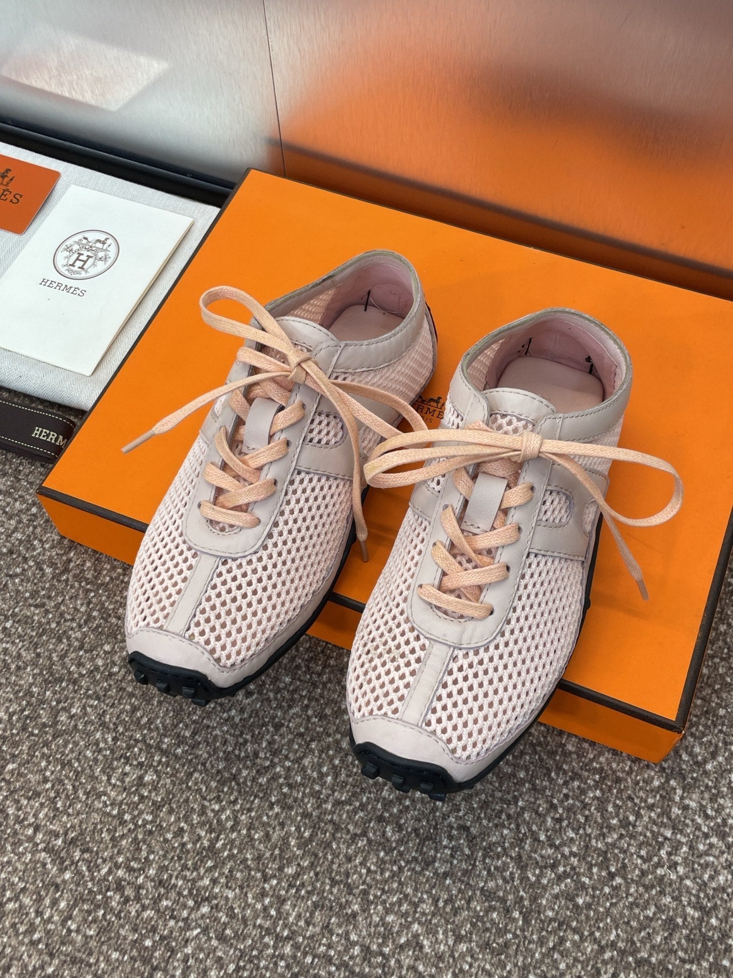 HM Kiga Sneaker In Light Pink Crochet Knit And Calfskin
