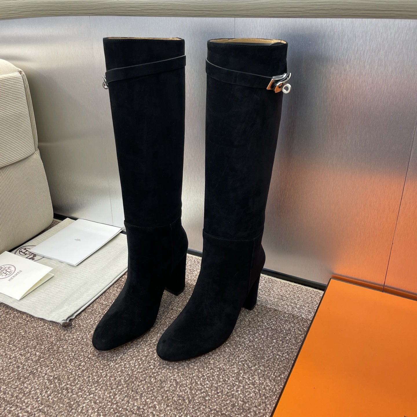 HM 25 Knee-High Boots Black Suede 508503