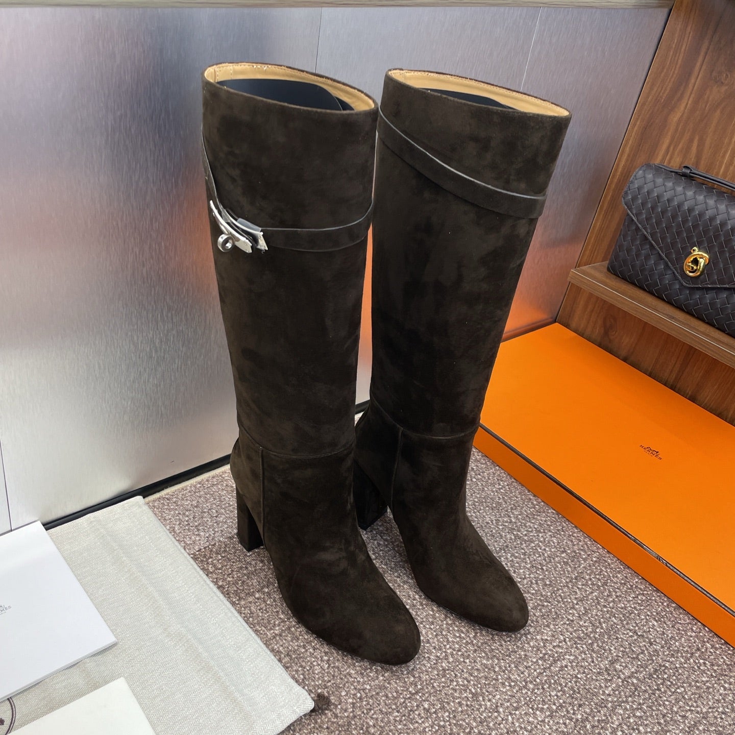 HM 25 Knee-High Boots Dark Brown Suede 508504