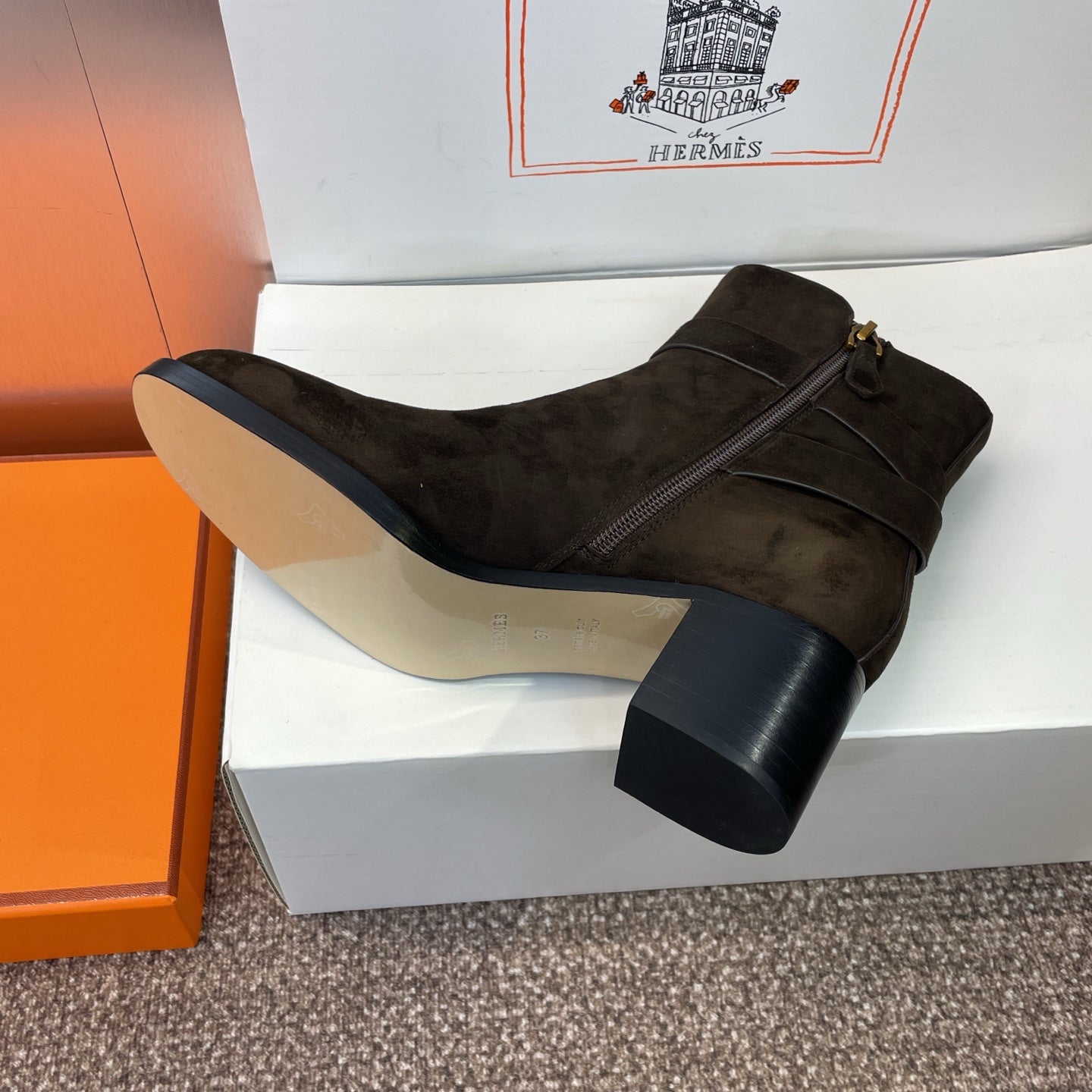 HM 25 Jill Ankle Boot Dark Brown Suede 508502