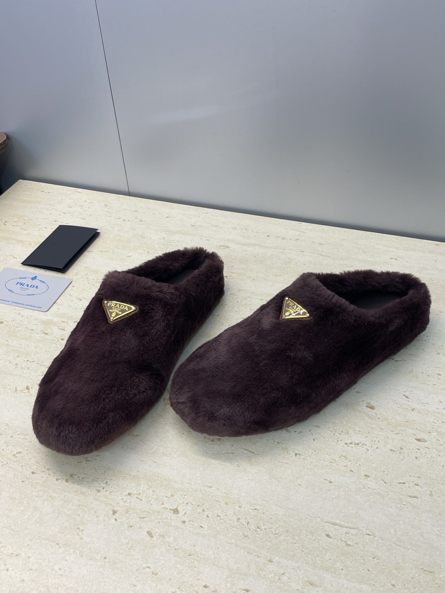 Prada 25s Slide Burgundy Shearing 551885