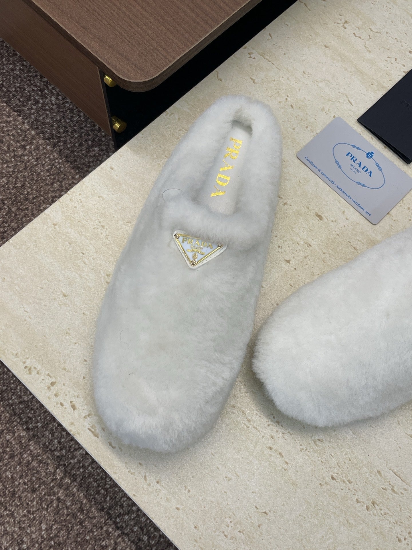 Prada 25s Slide White Shearing 551887