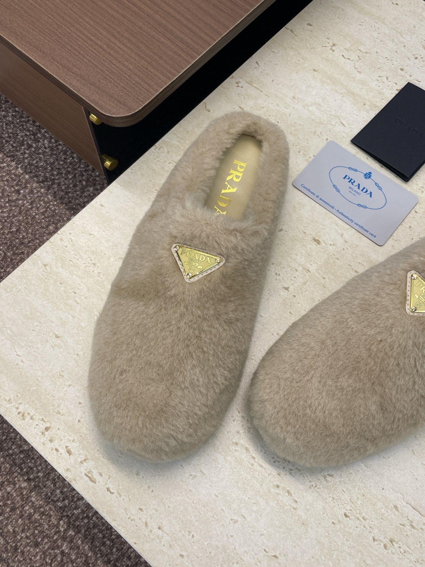 Prada 25s Slide Warm Beige Shearing 551888