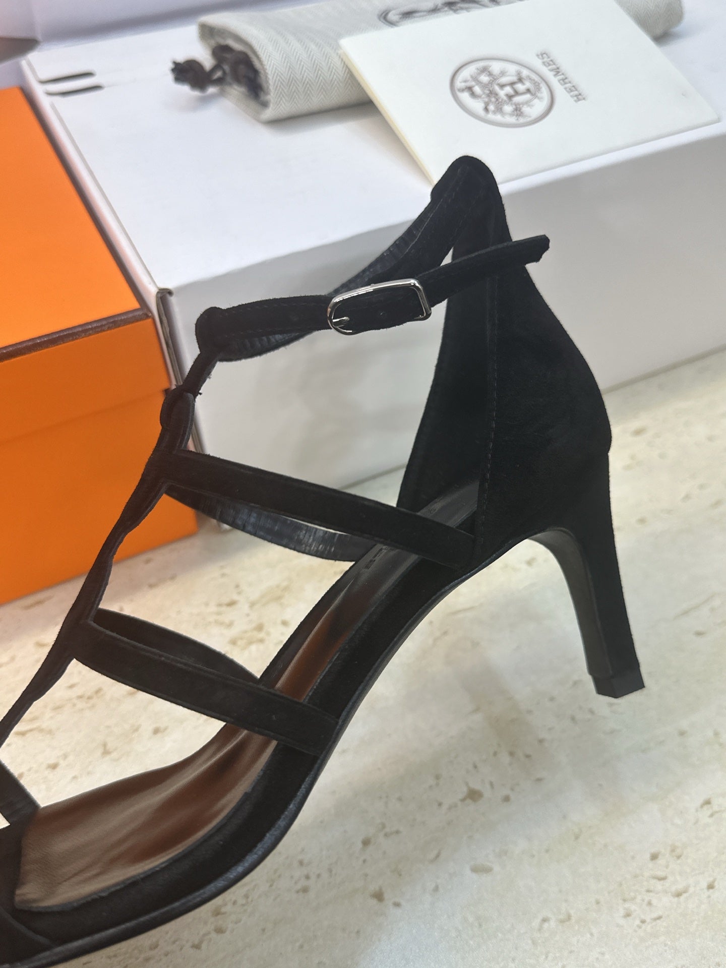 HM 26ss High Heels Sandals 70 Black Suede 633218