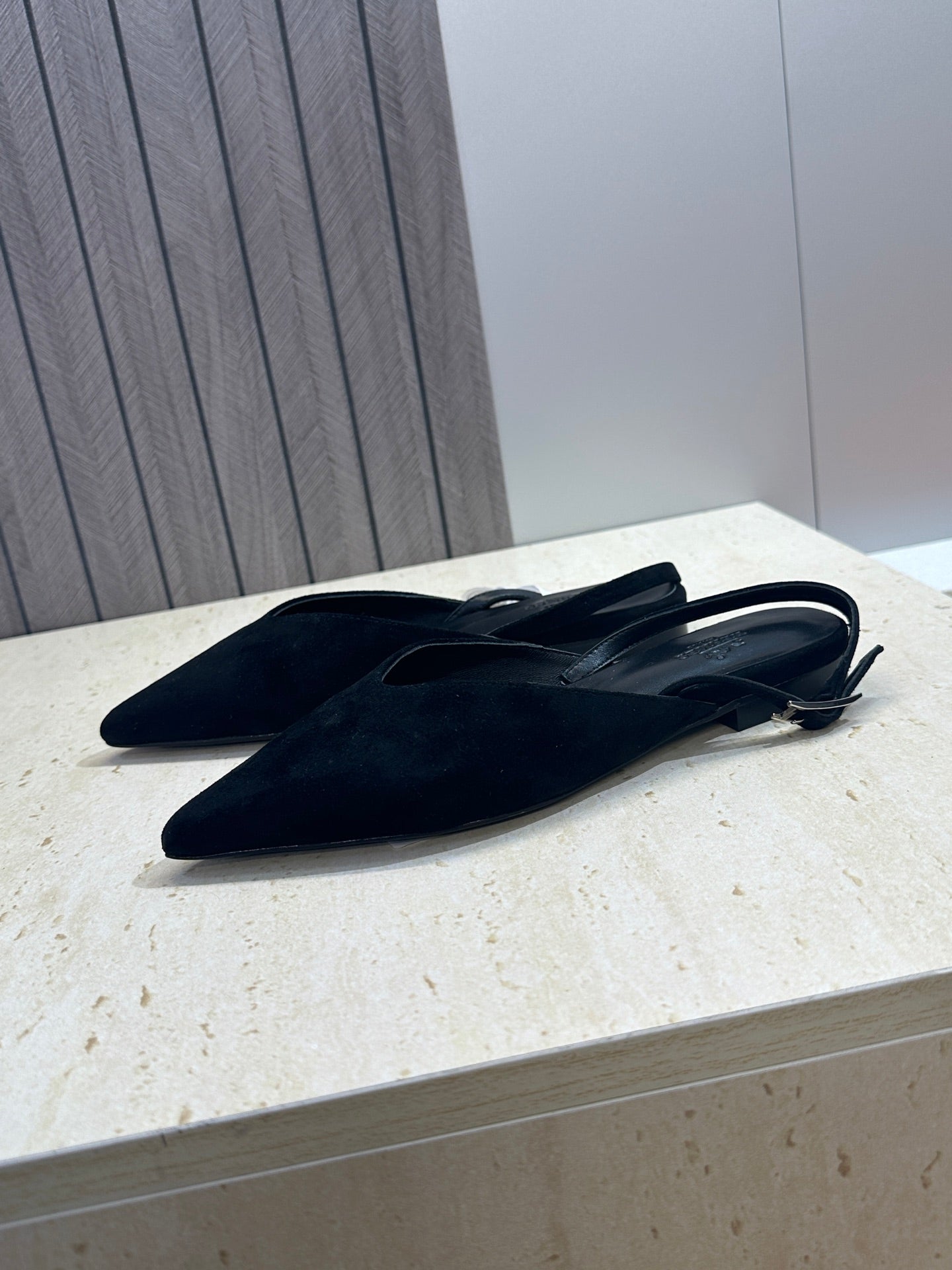HM Nicoletta Slingback Flat Black Suede 830183