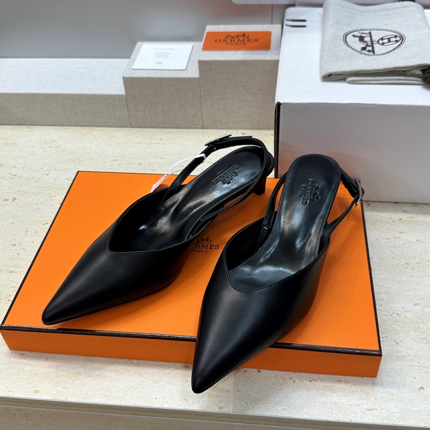 HM Nicoletta Slingback 4cm Black Calfskin 830193