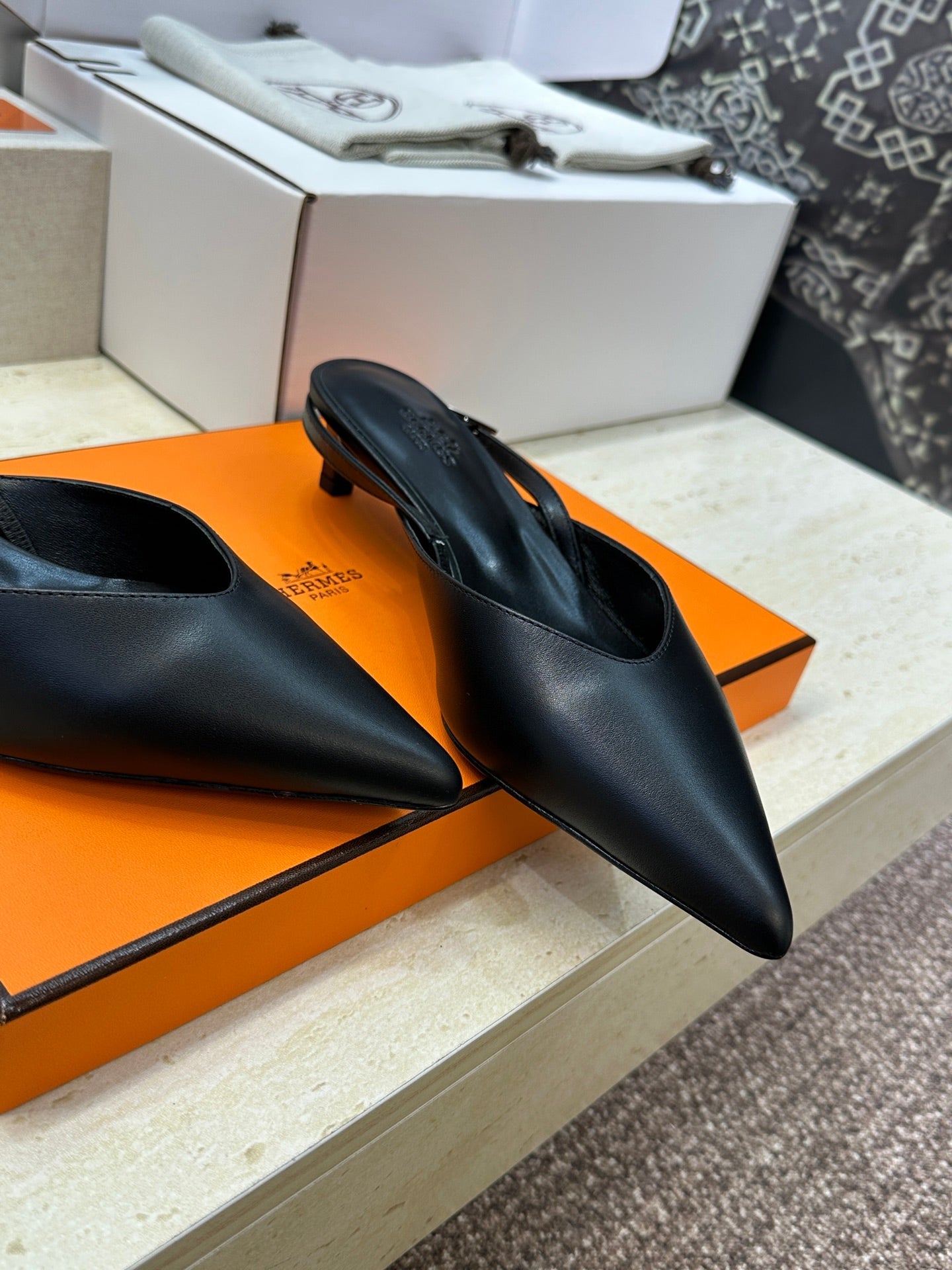 HM Nicoletta Slingback 4cm Black Calfskin 830193