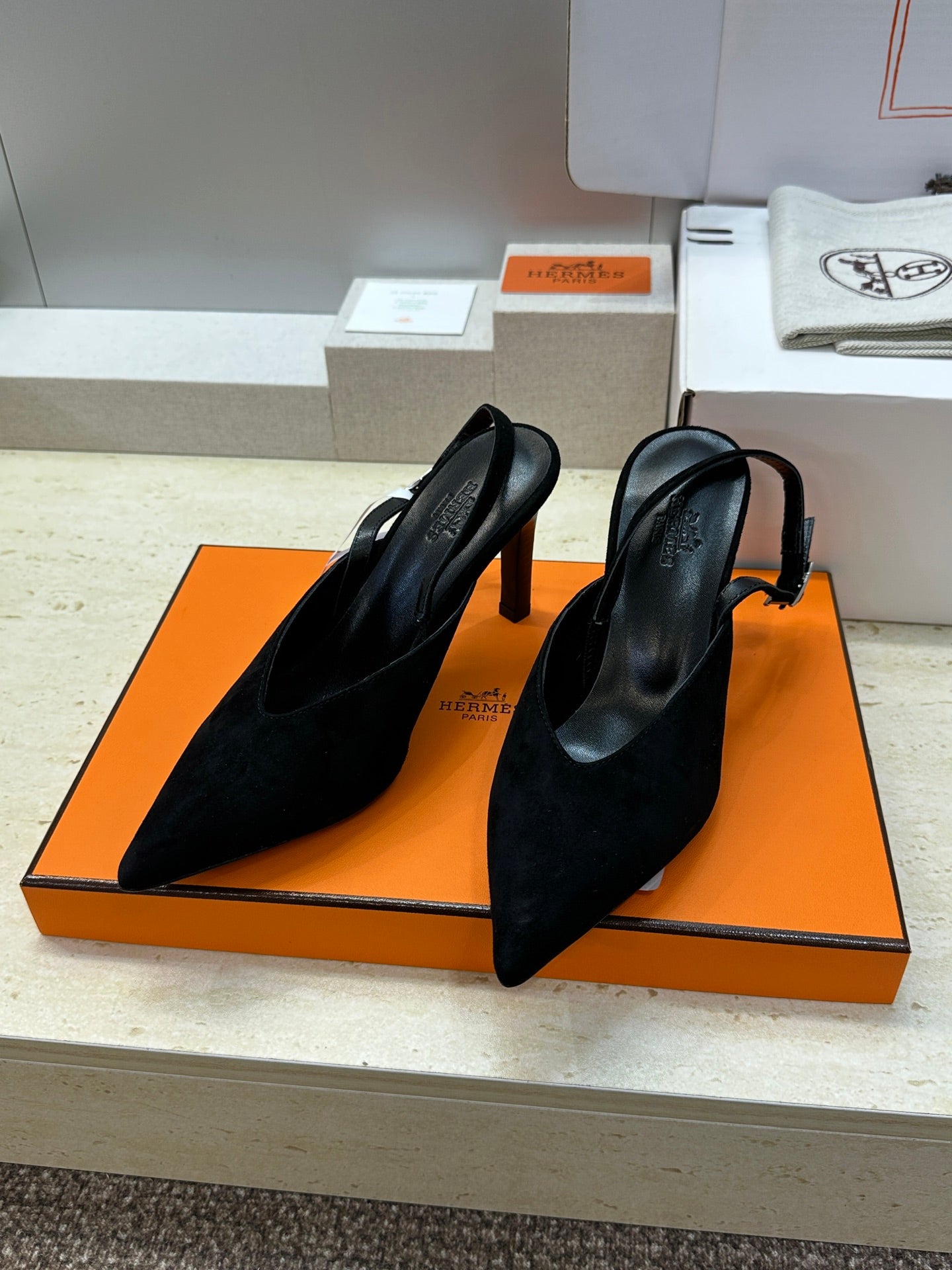 HM Nicoletta Slingback 9cm Black Suede 830195
