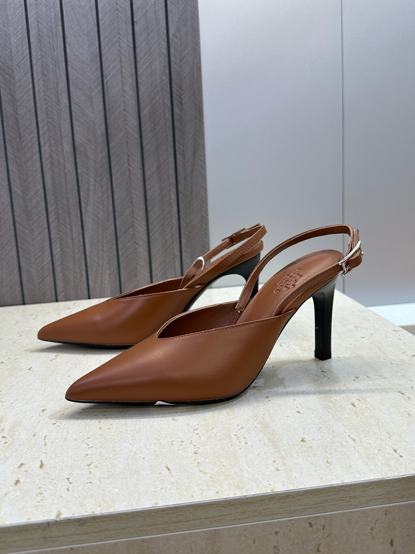 HM Nicoletta Slingback 9cm Brown Calfskin 830197