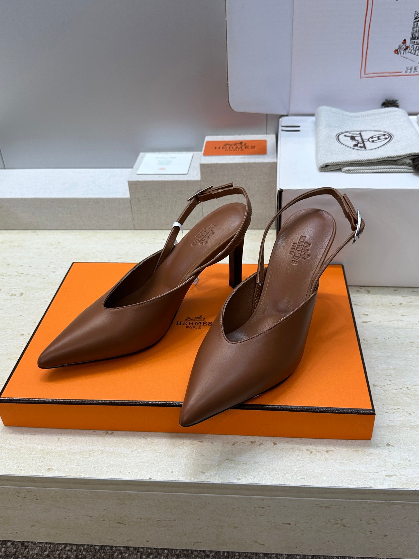 HM Nicoletta Slingback 9cm Brown Calfskin 830197