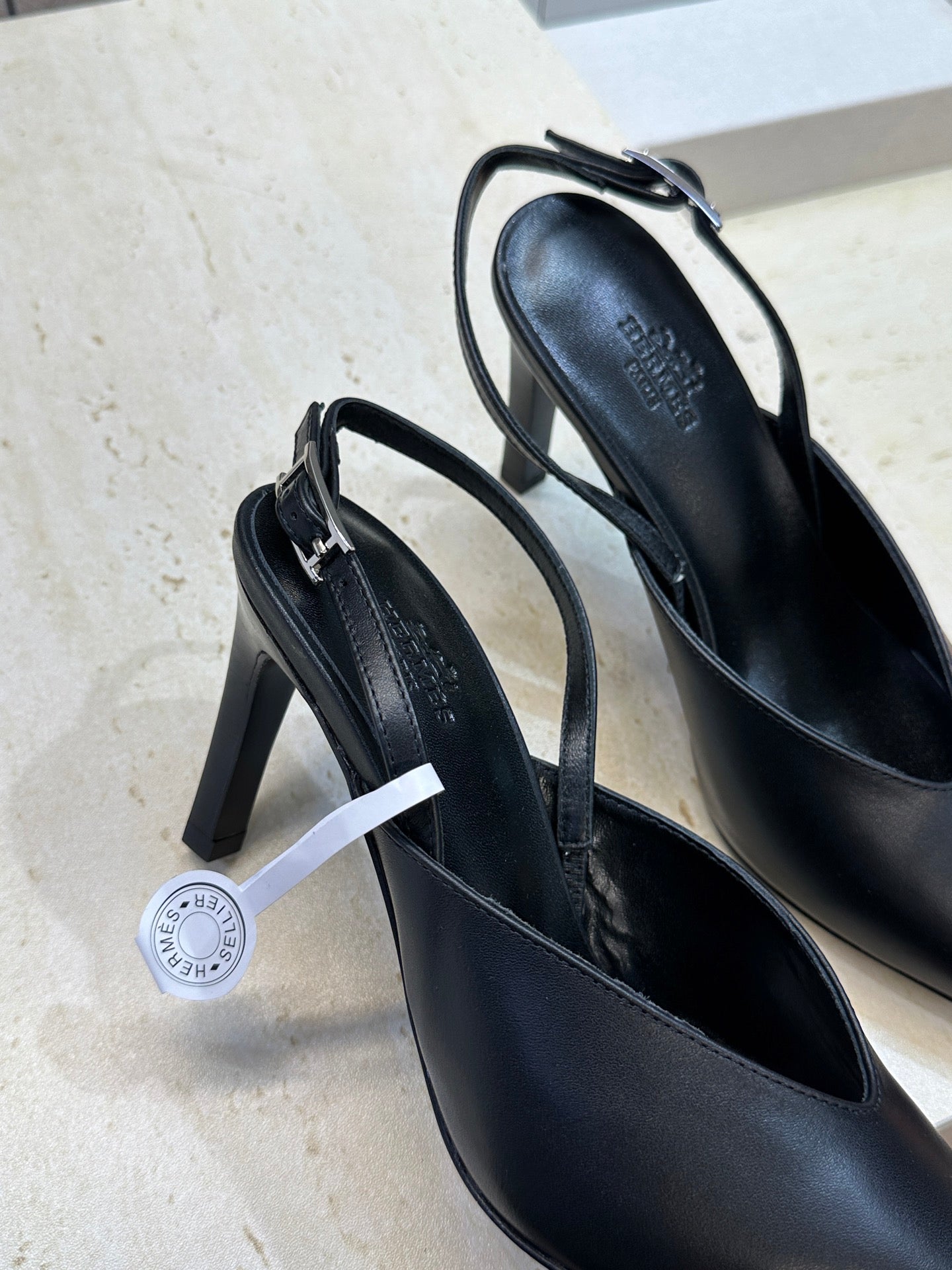 HM Nicoletta Slingback 9cm Black Calfskin 830198
