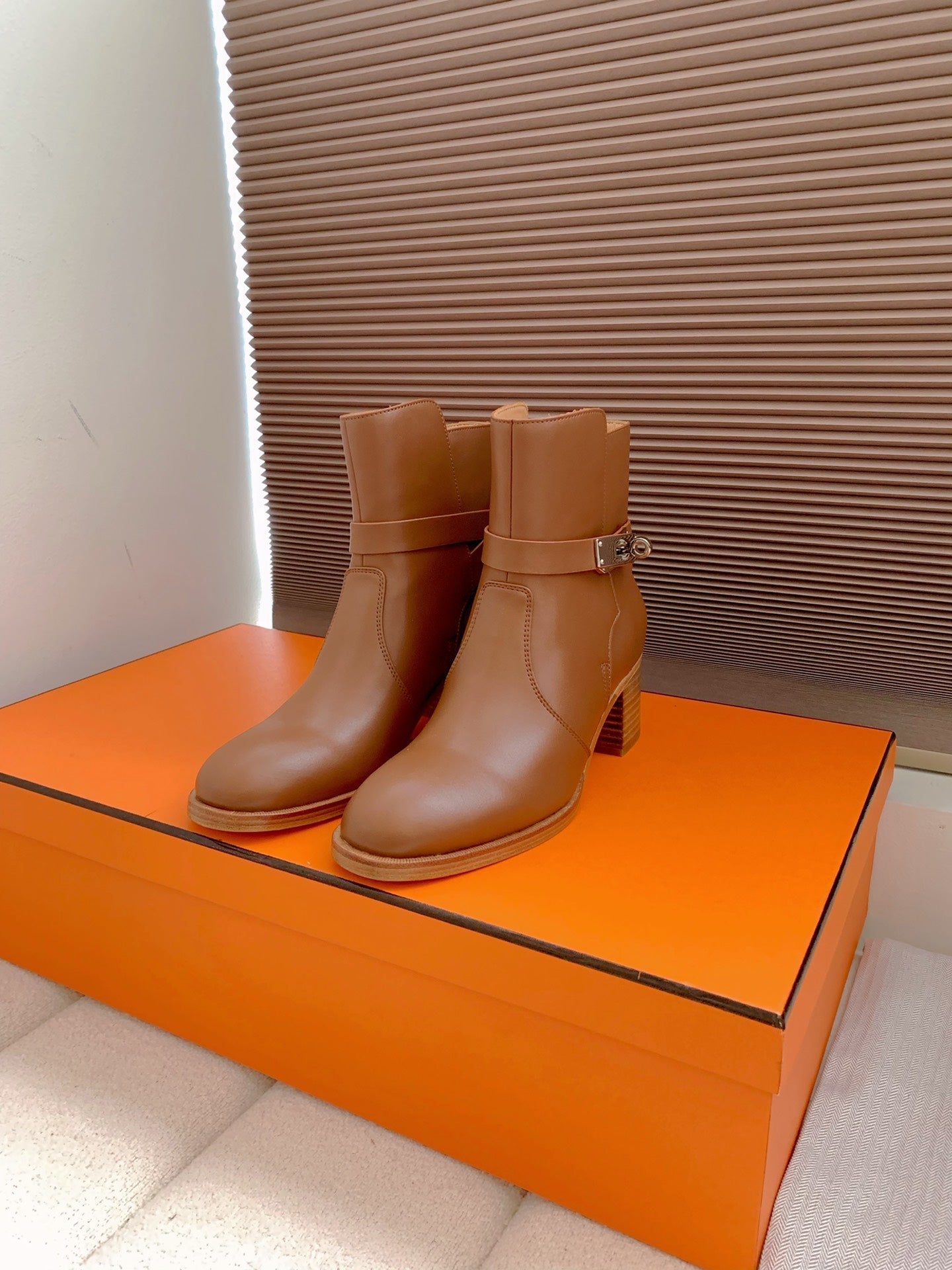 HM Frenchie 50 Ankle Boot Chocolate Cowhide 464340