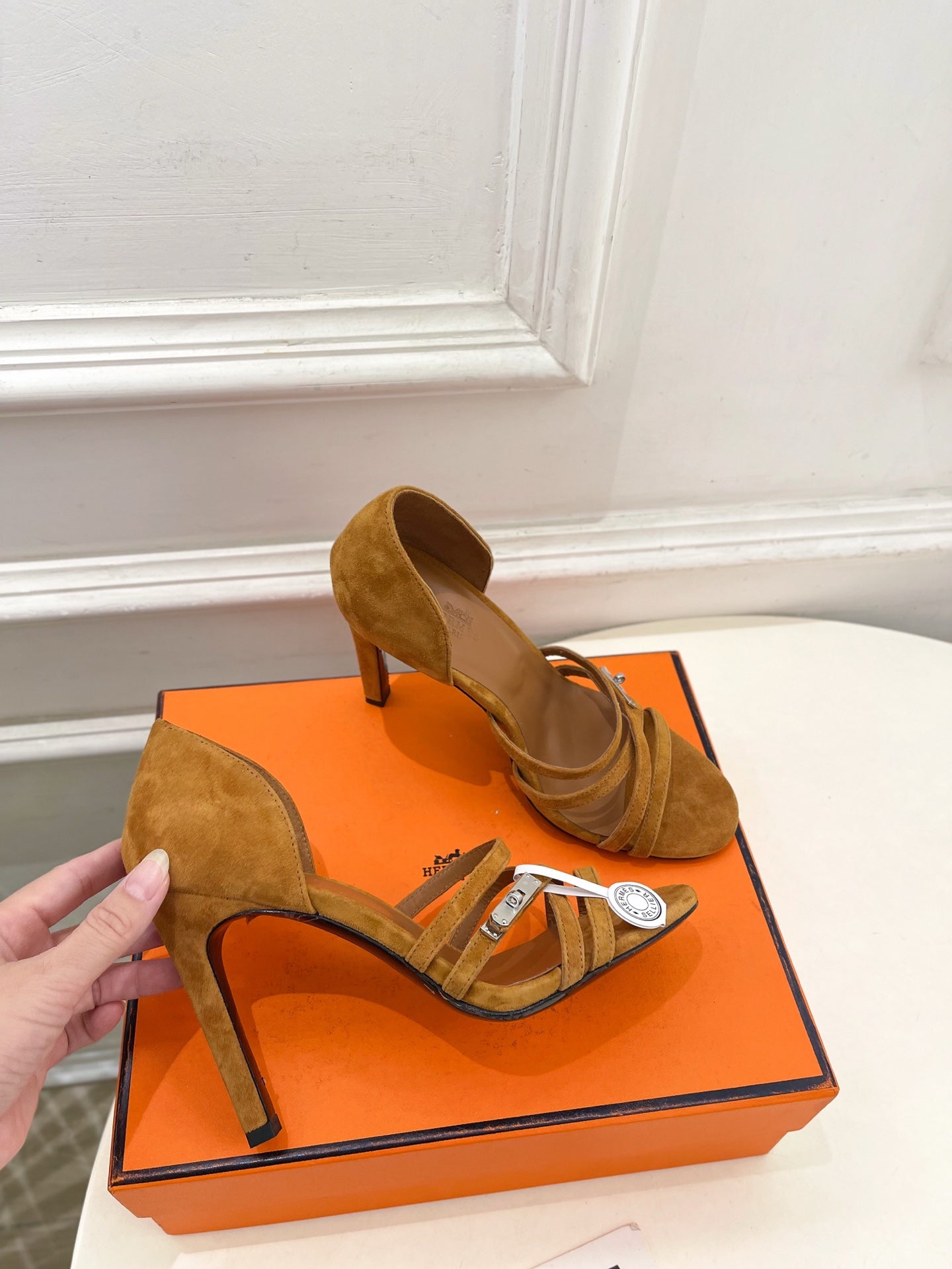 HM Lipstick 105 Sandals Brown Suede 536138