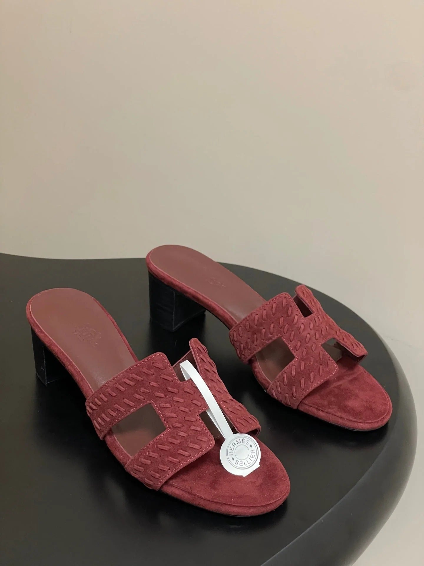 HM 25S ORAN HIGH‑HEEL SANDAL IN DARK RED SUEDE AND LAMBSKIN