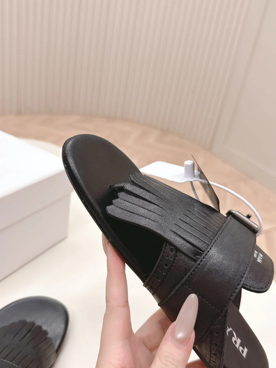 PRA 26S Thong Sandals Black Calfskin 600596