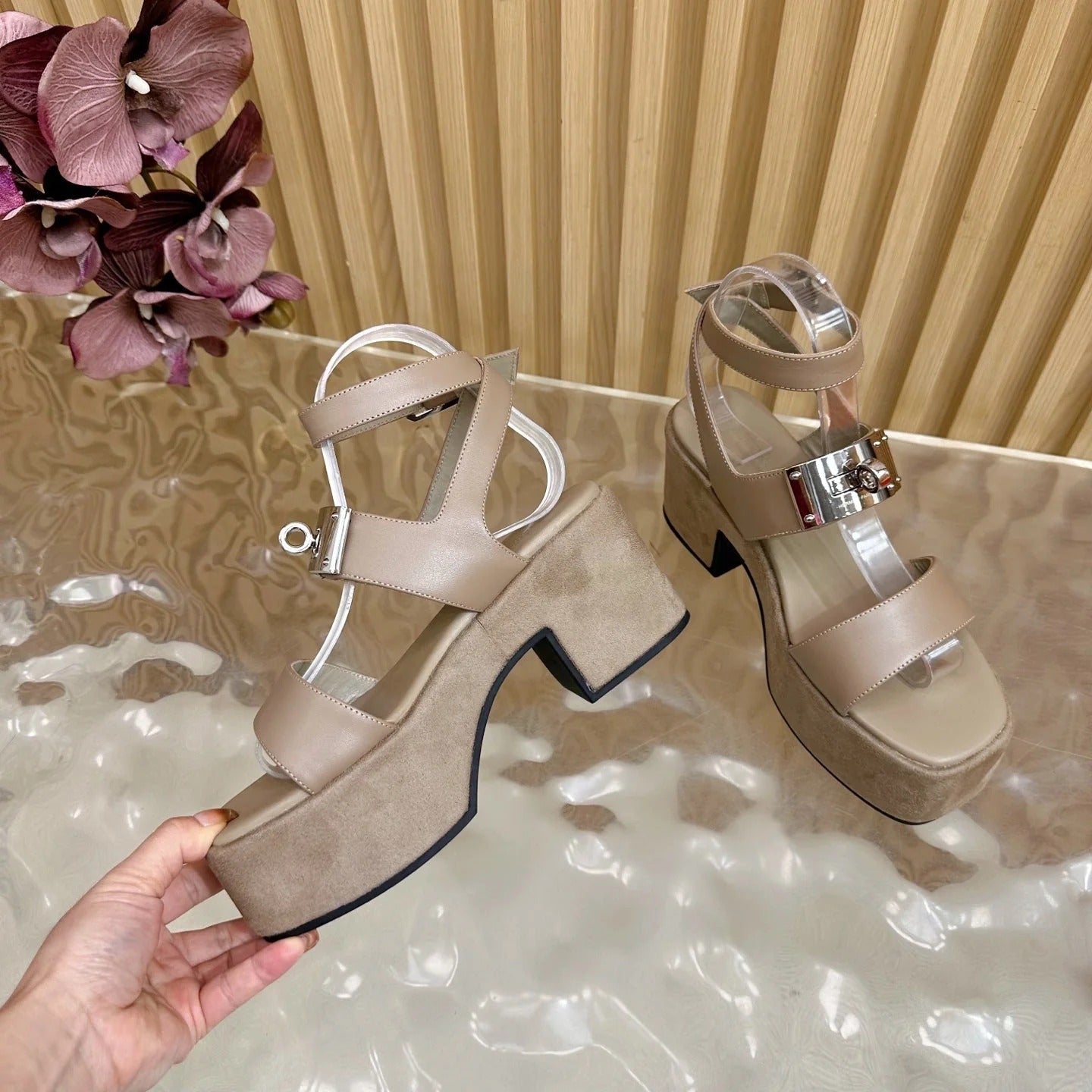 HM 25S CLASSIC WEDGE SANDALS 70 MM IN TAUPE BEIGE LAMBSKIN WITH SILVER HARDWARE